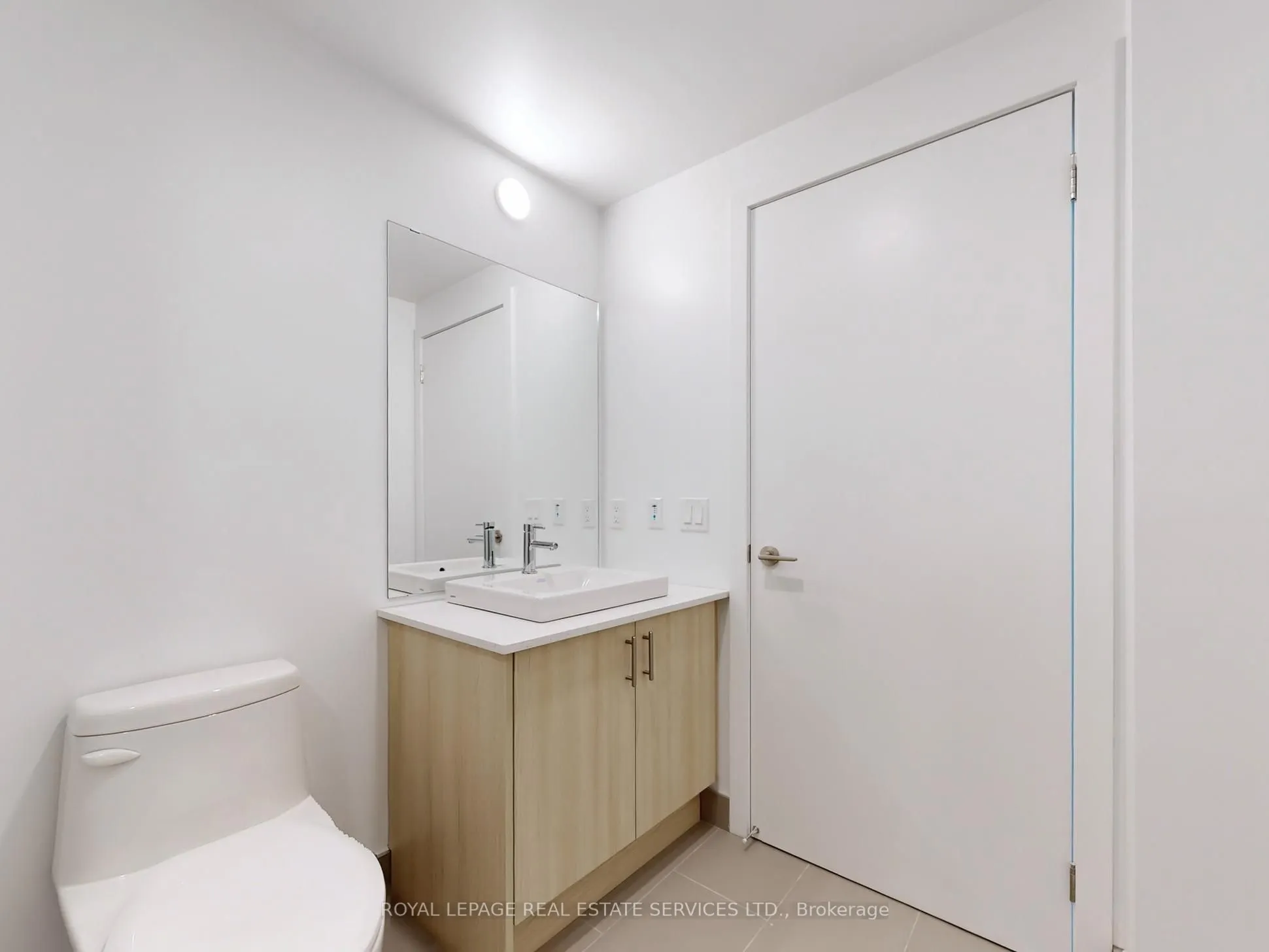 1195 The Queensway, #614