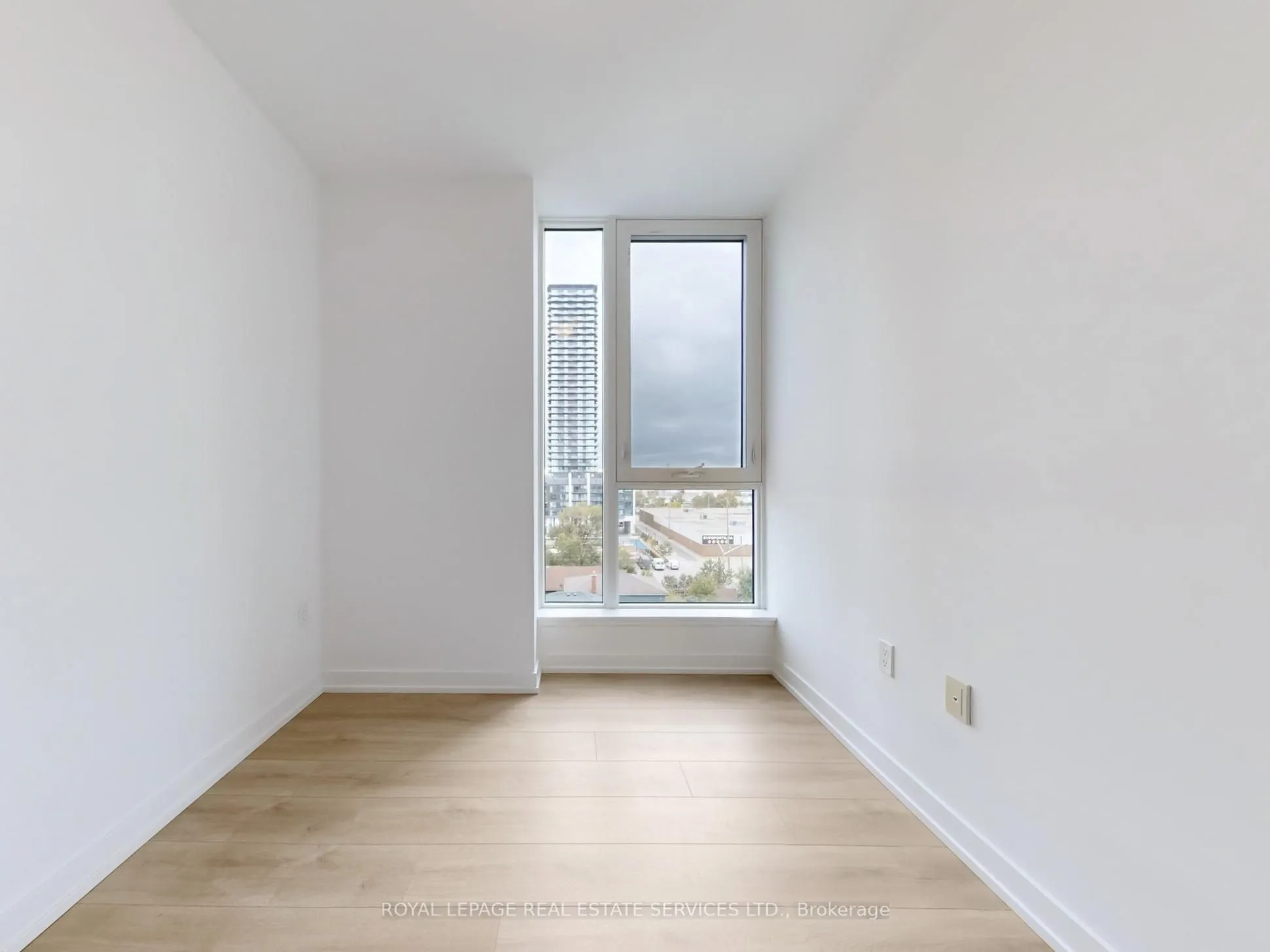 1195 The Queensway, #614