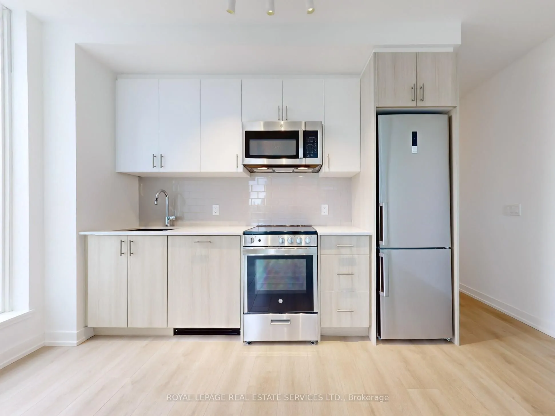 1195 The Queensway, #614