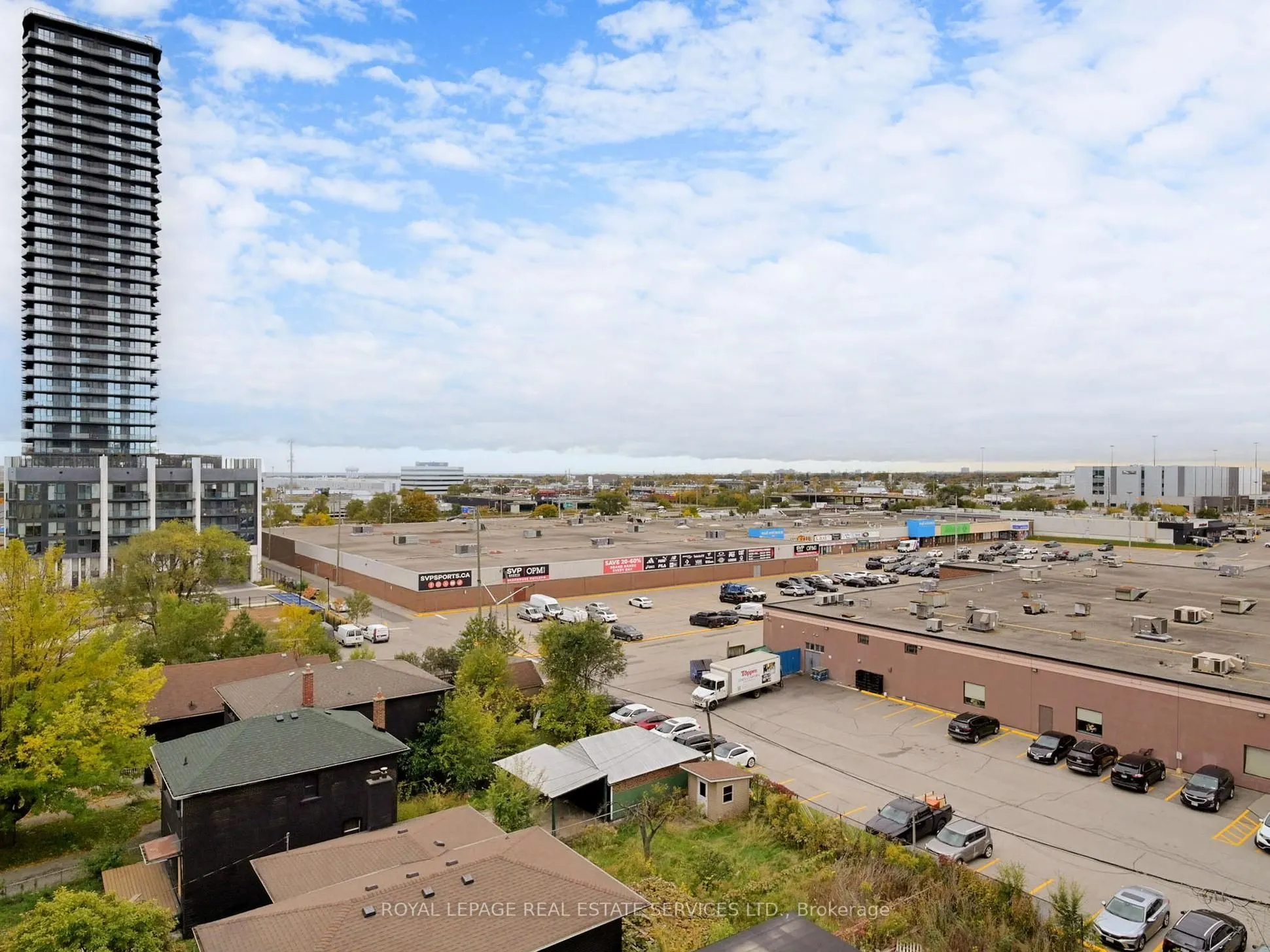 1195 The Queensway, #614