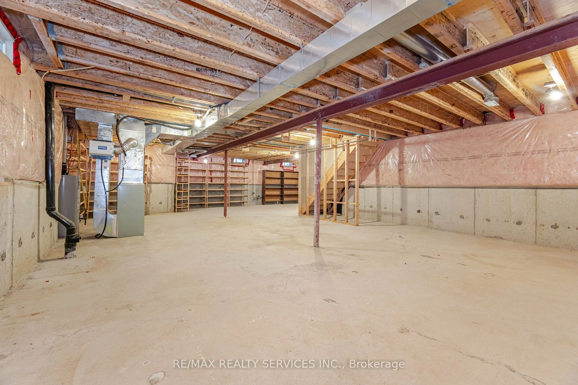 9 Ferndown Crescent, #5