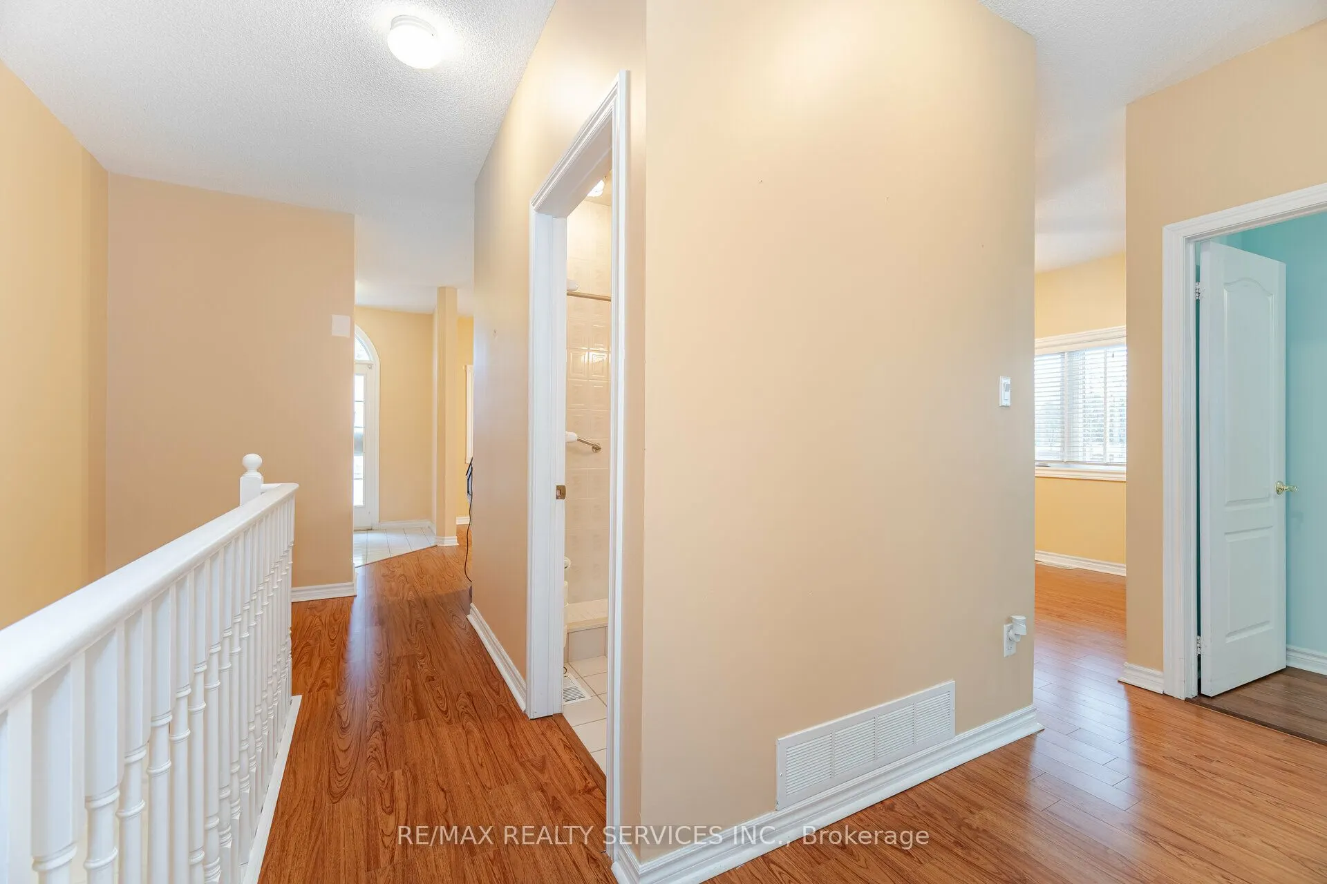 9 Ferndown Crescent, #5