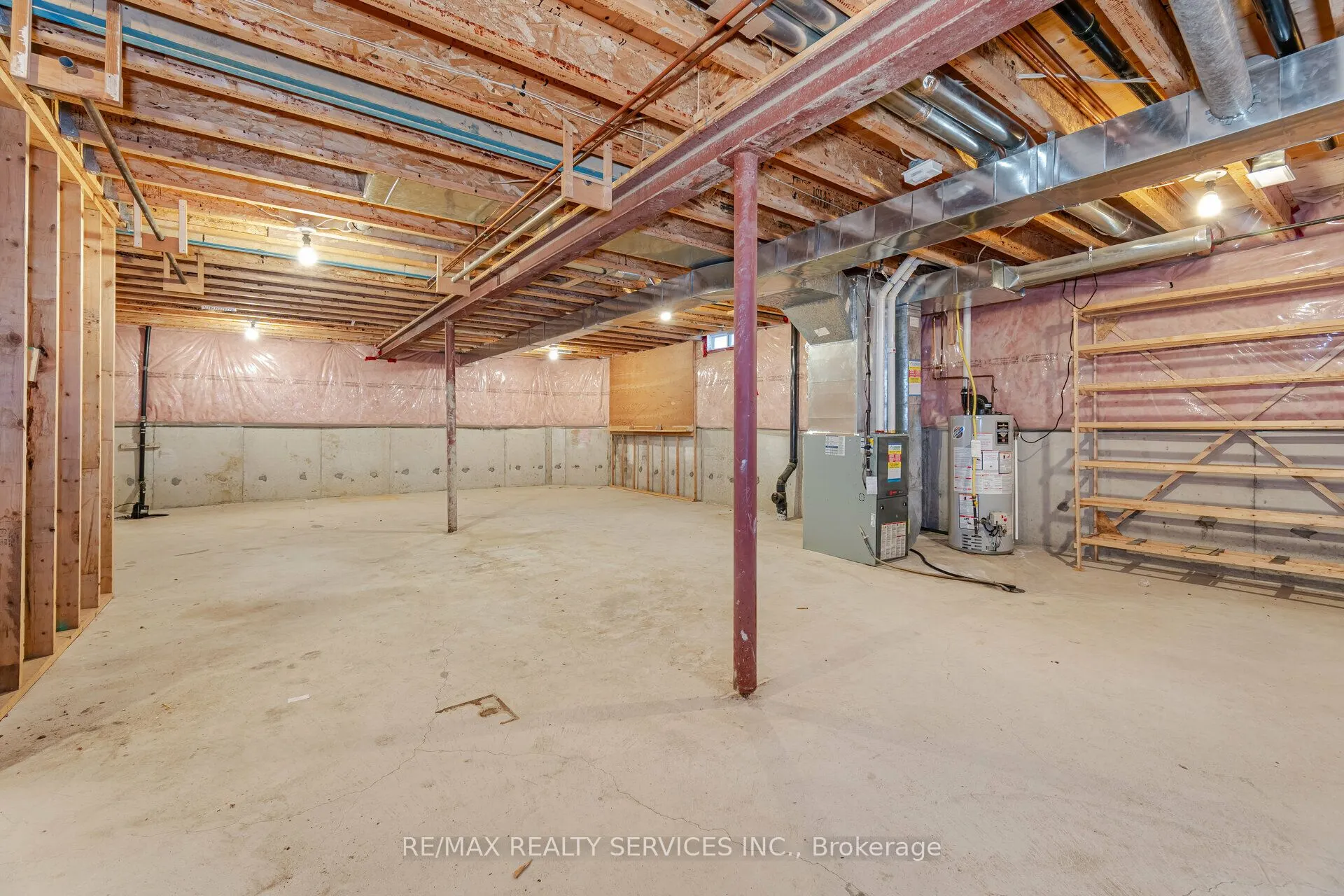 9 Ferndown Crescent, #5