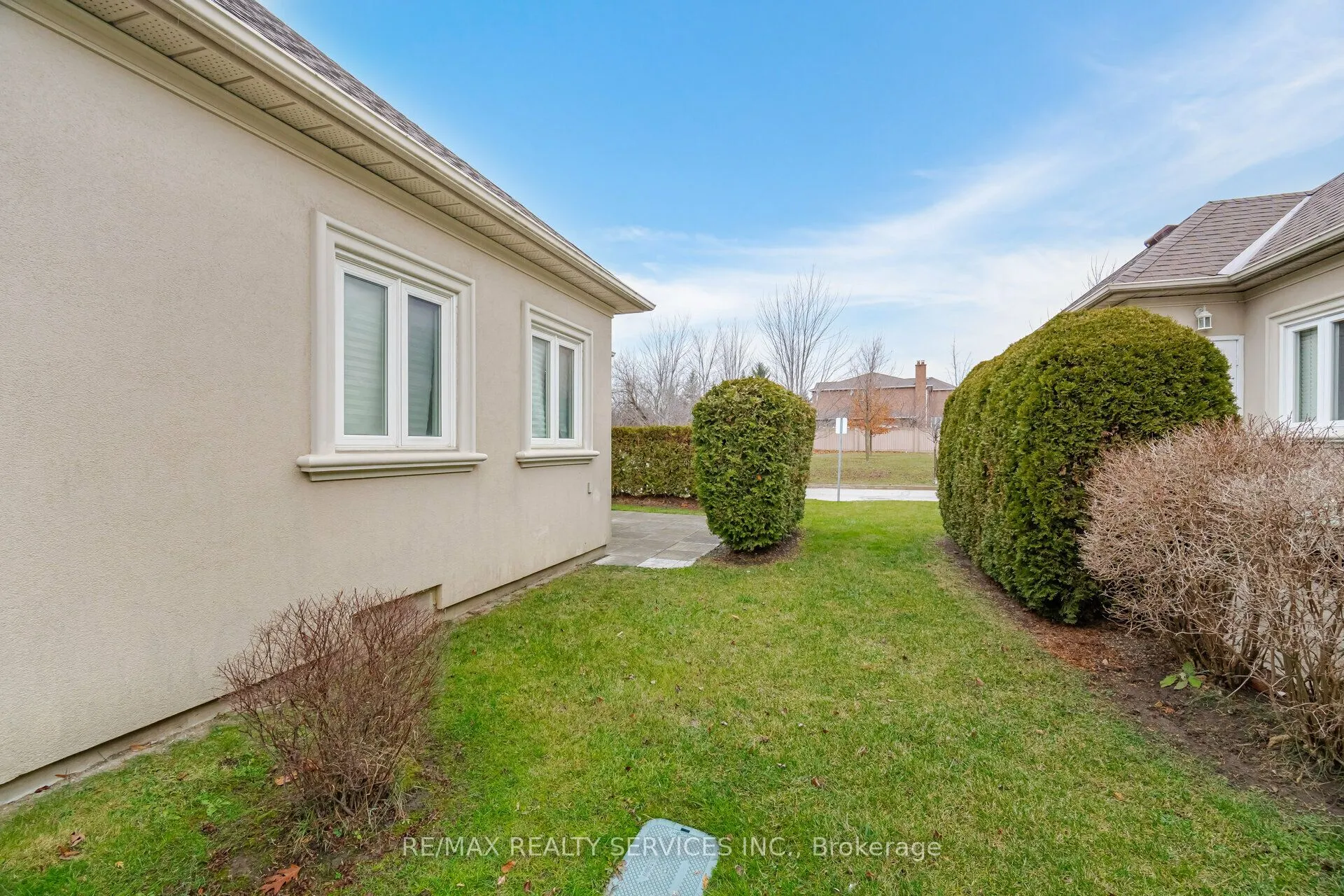 9 Ferndown Crescent, #5