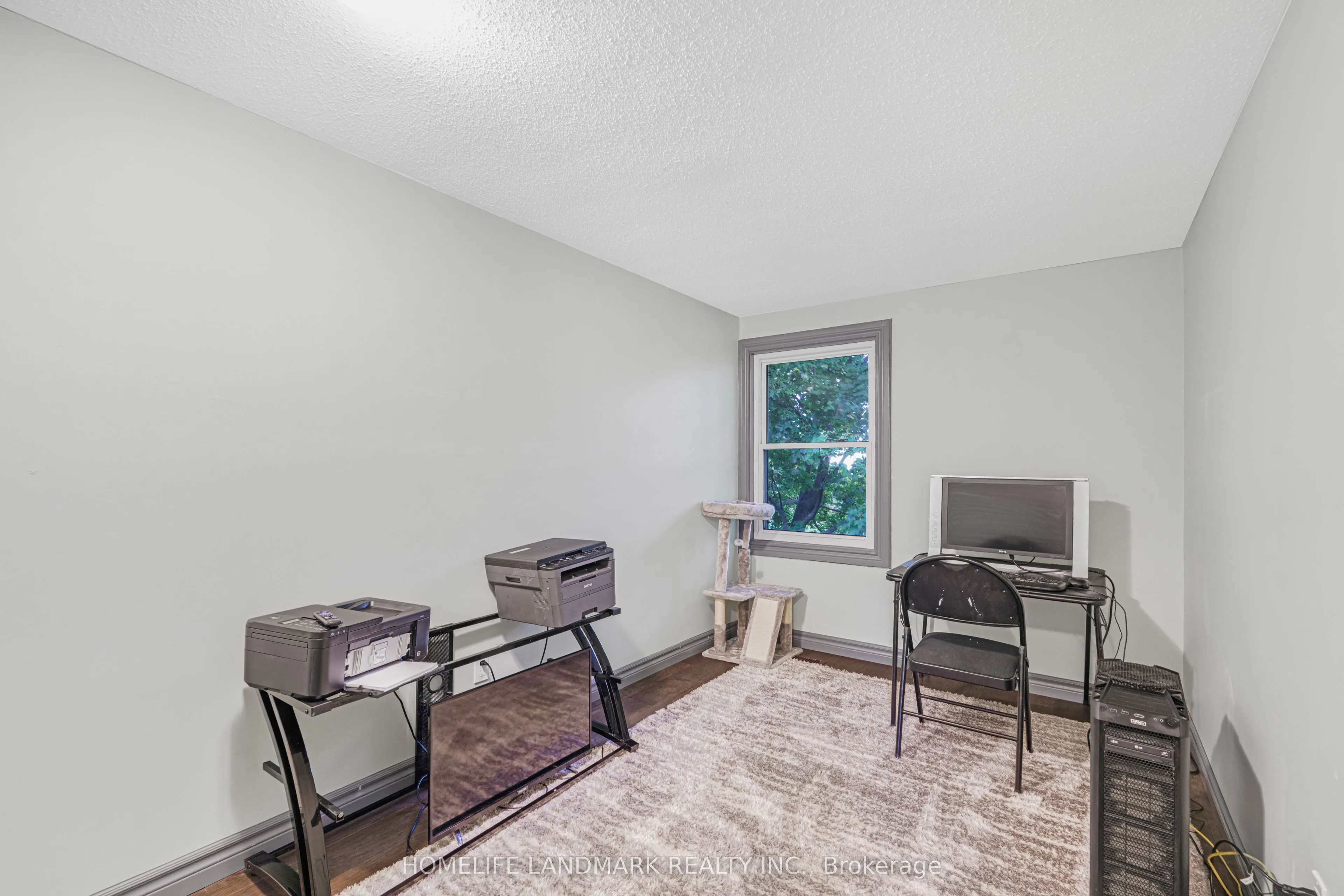 2185 Fairchild Boulevard, #18