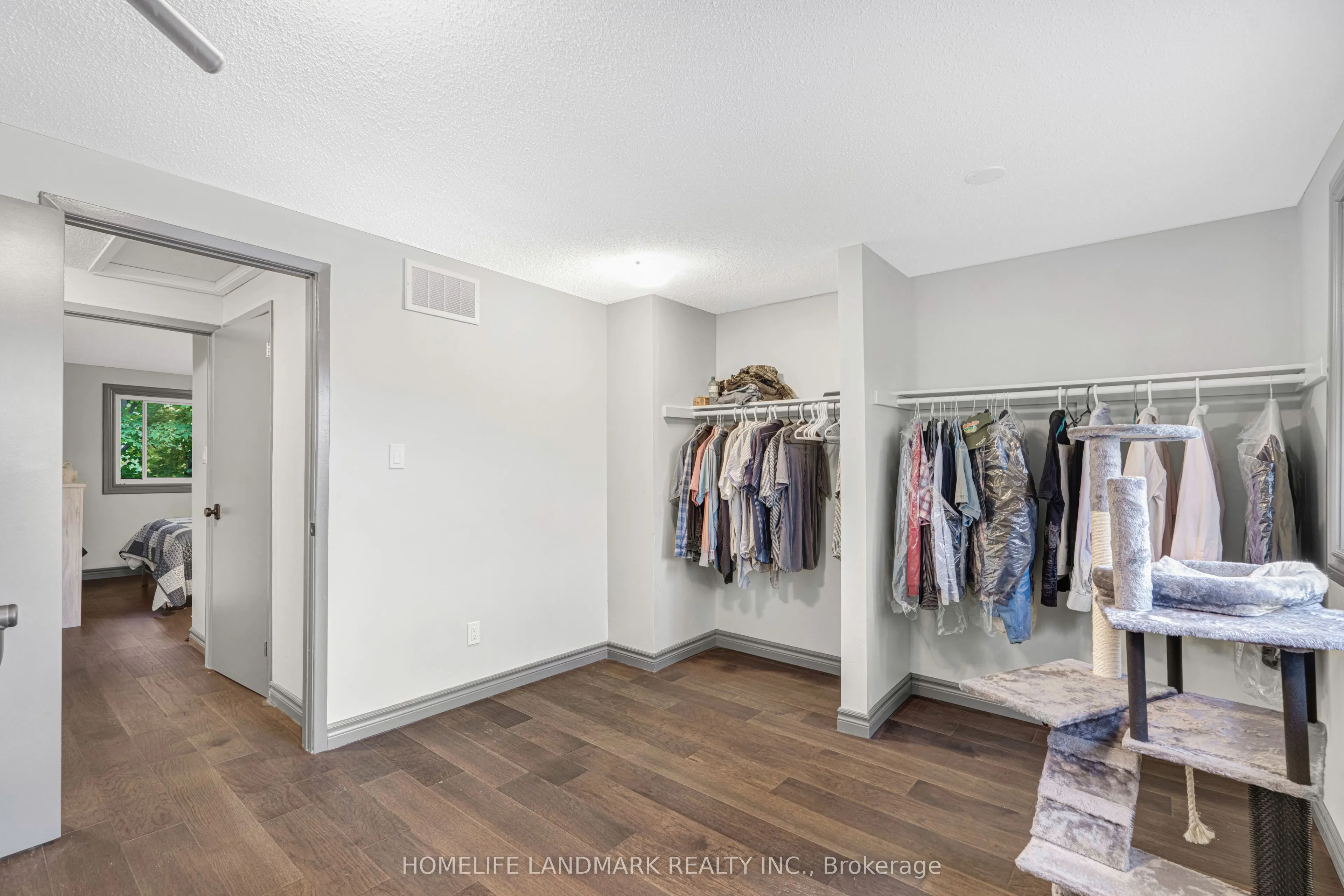 2185 Fairchild Boulevard, #18