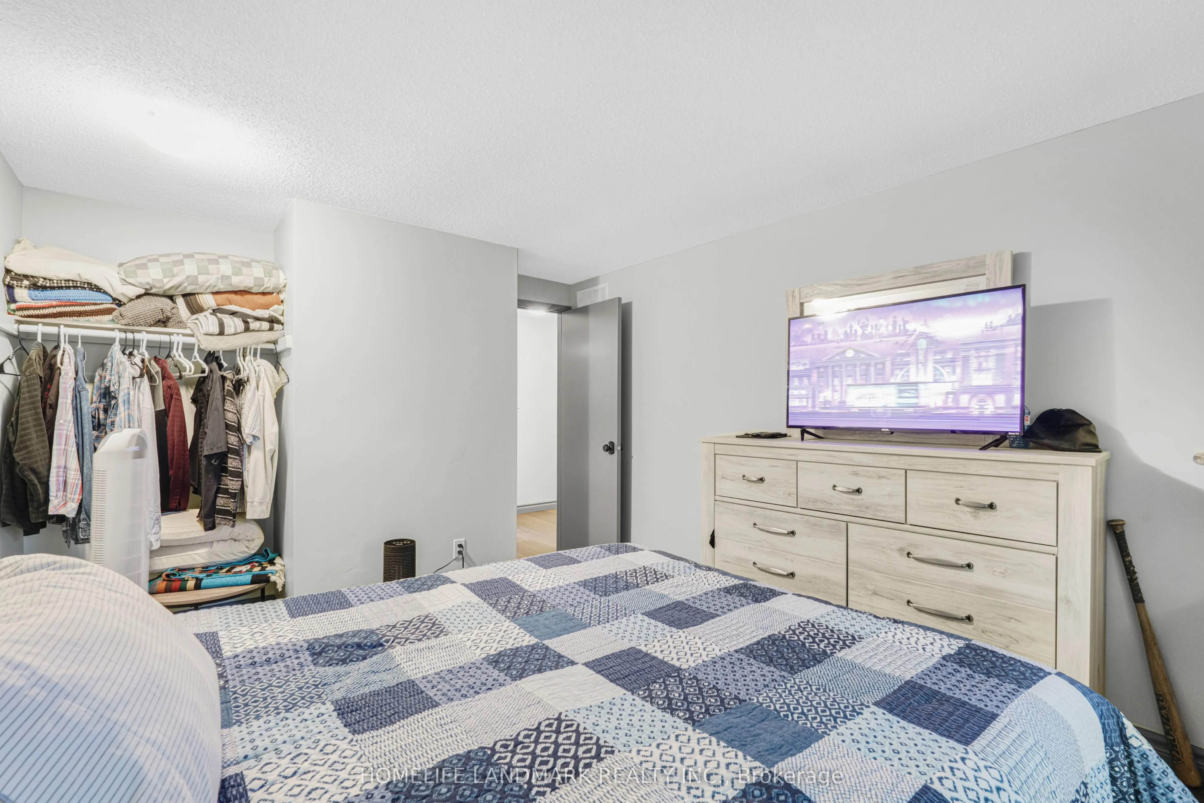 2185 Fairchild Boulevard, #18