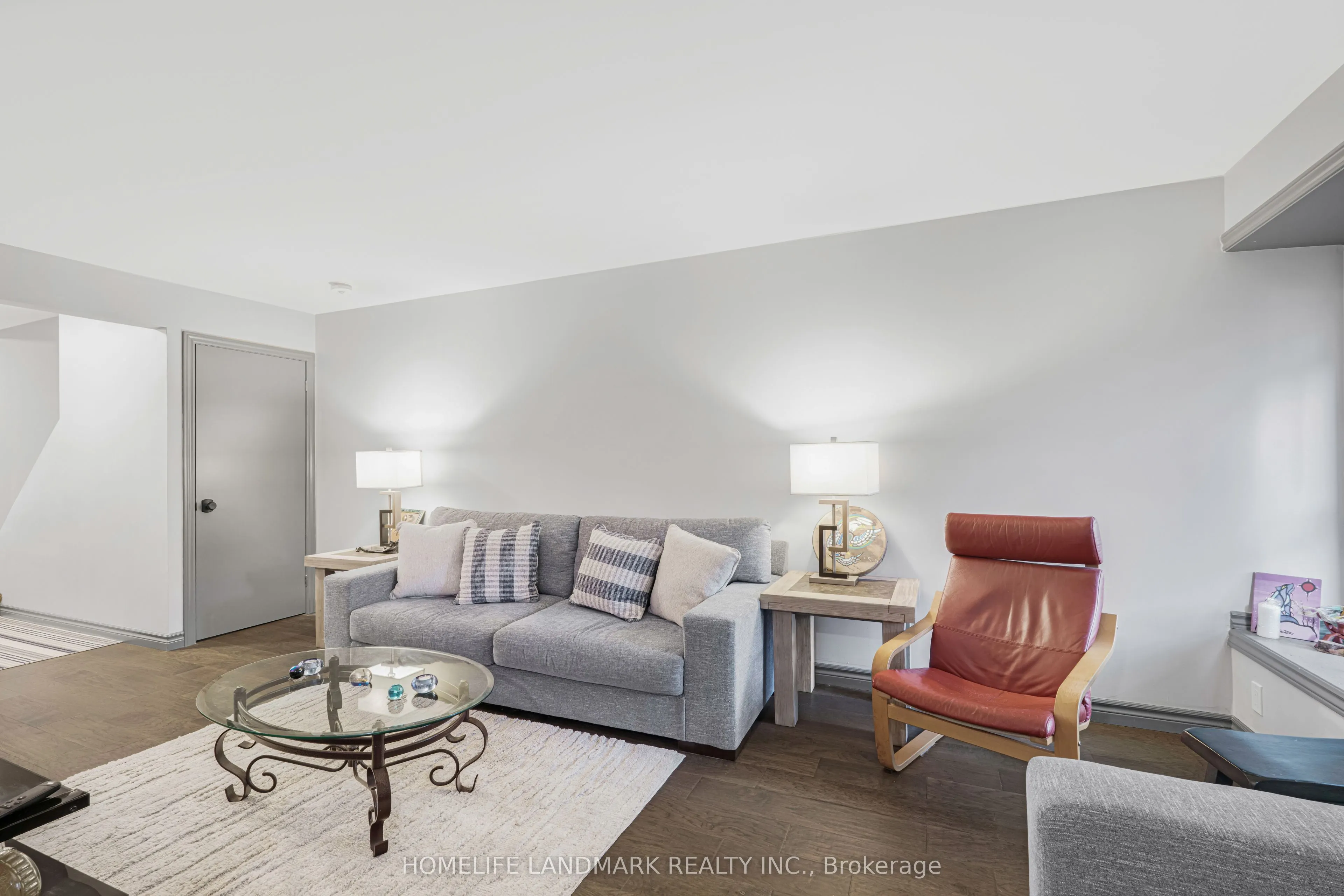 2185 Fairchild Boulevard, #18