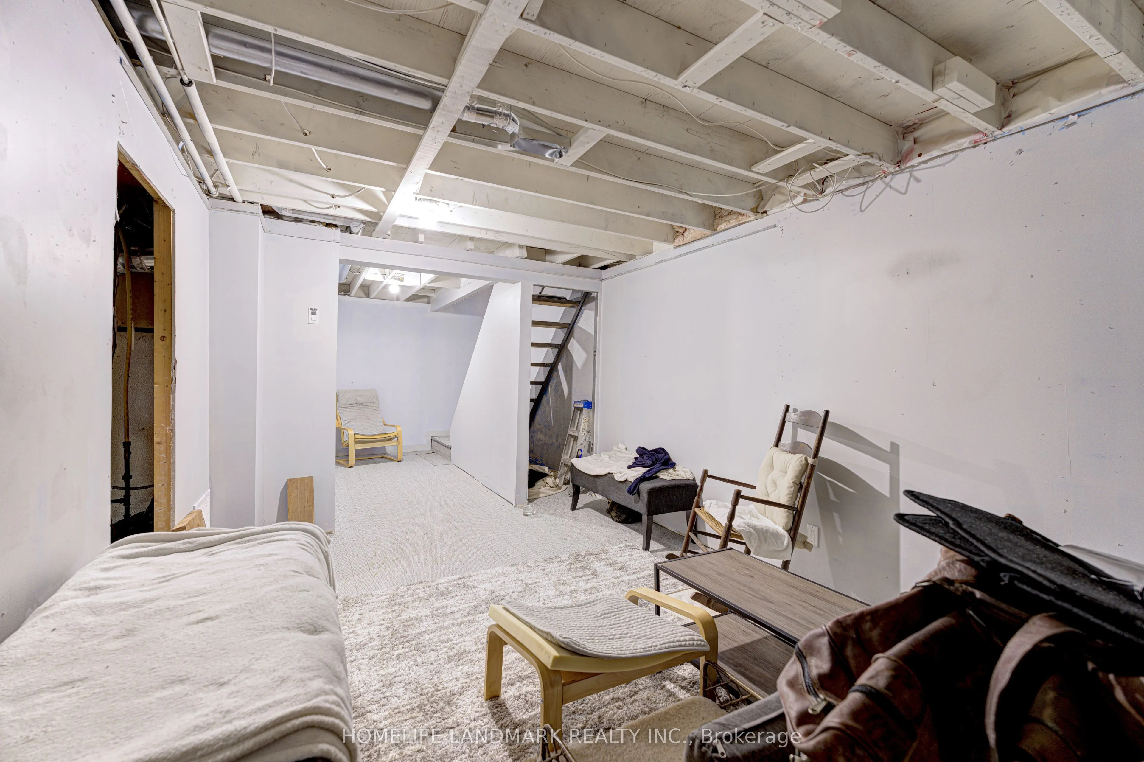 2185 Fairchild Boulevard, #18