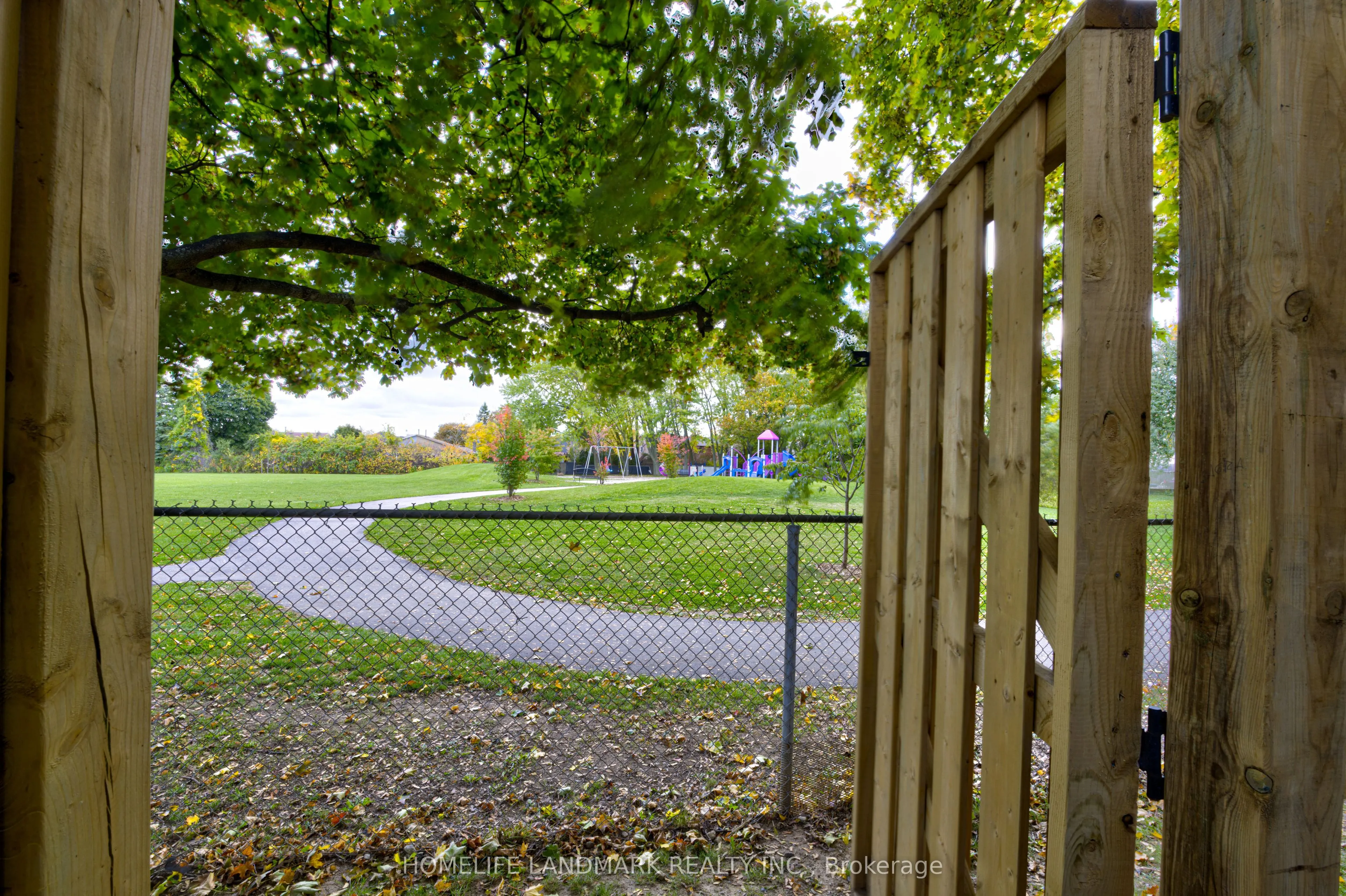 2185 Fairchild Boulevard, #18