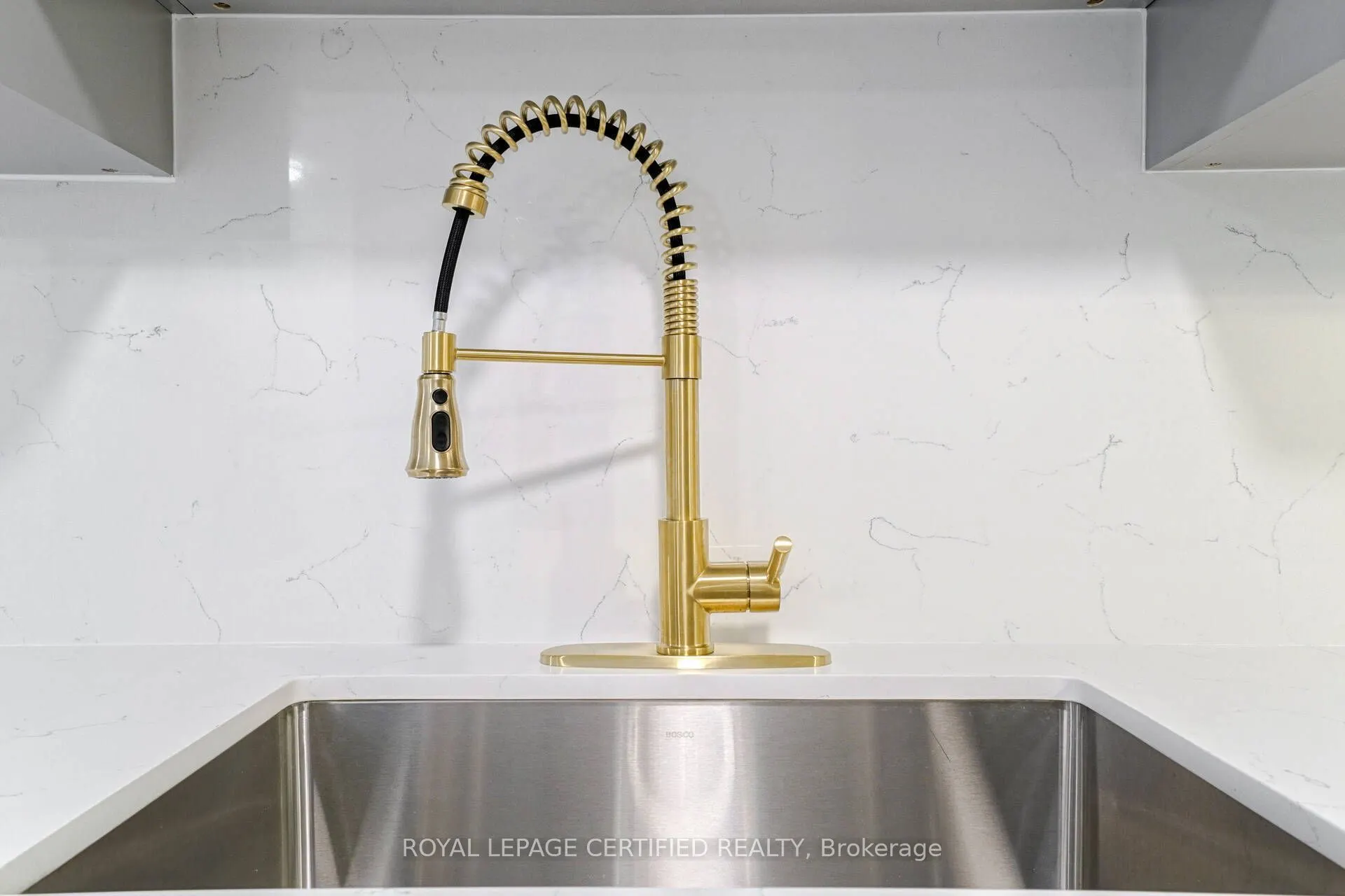 35 Kingsbridge Garden Circle, #506