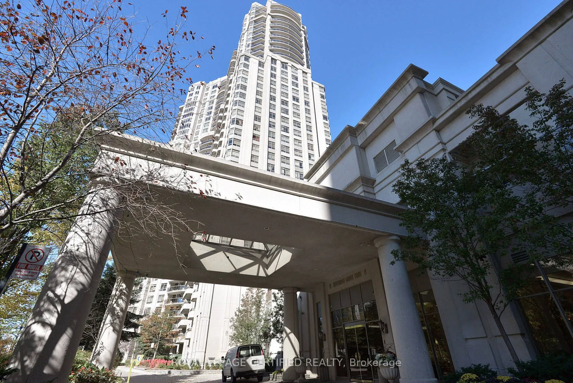 35 Kingsbridge Garden Circle, #506