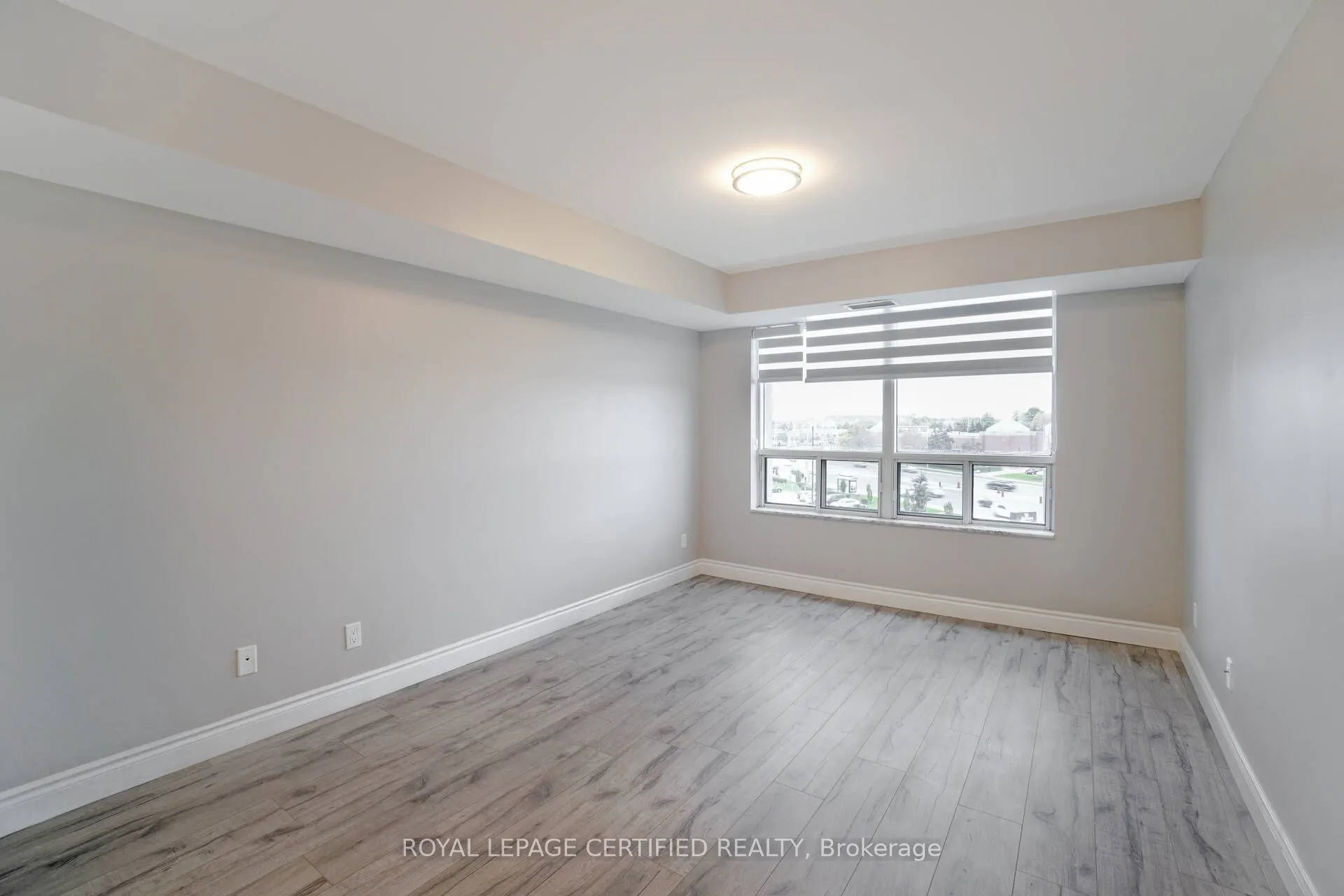 35 Kingsbridge Garden Circle, #506