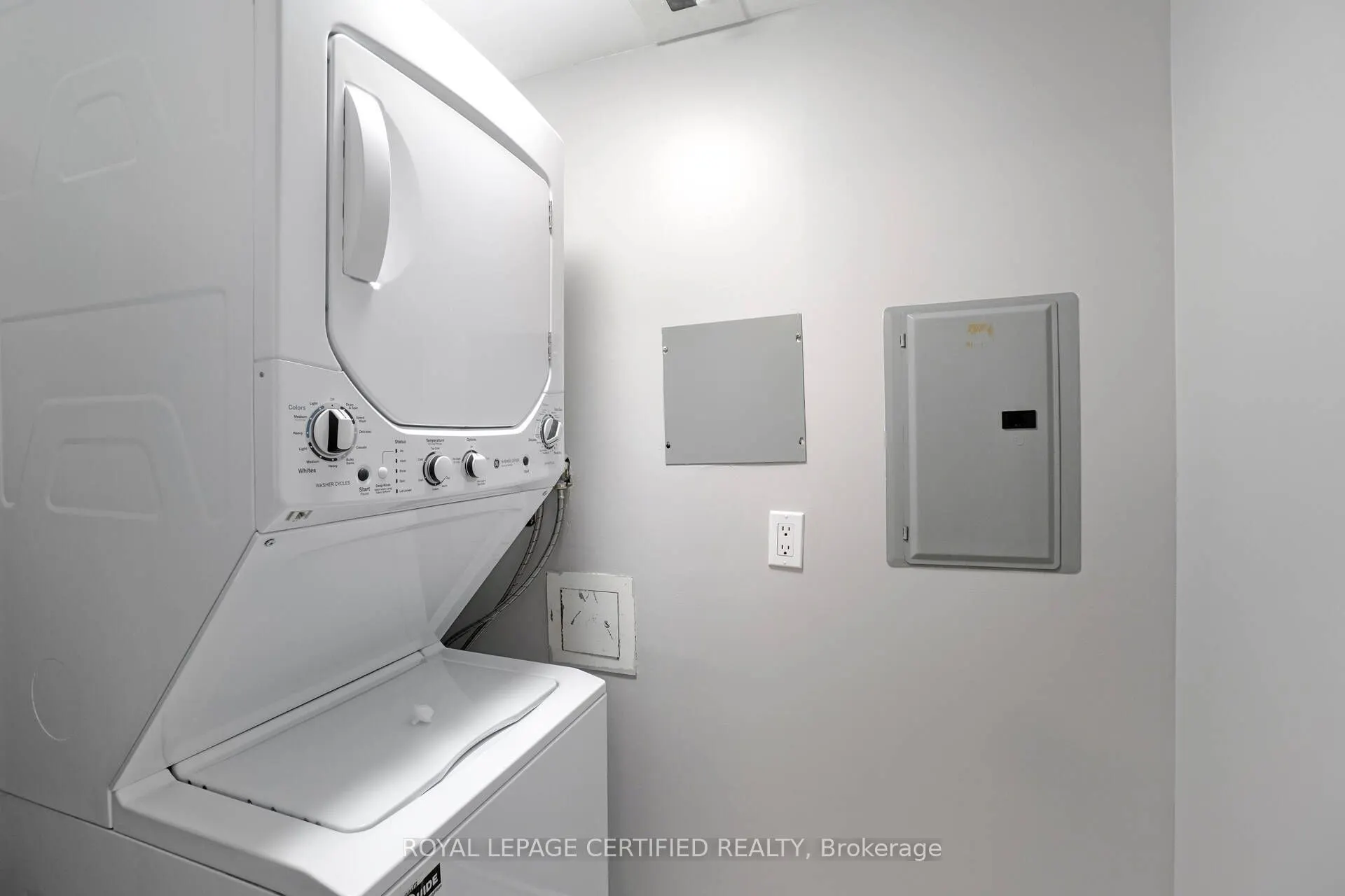 35 Kingsbridge Garden Circle, #506