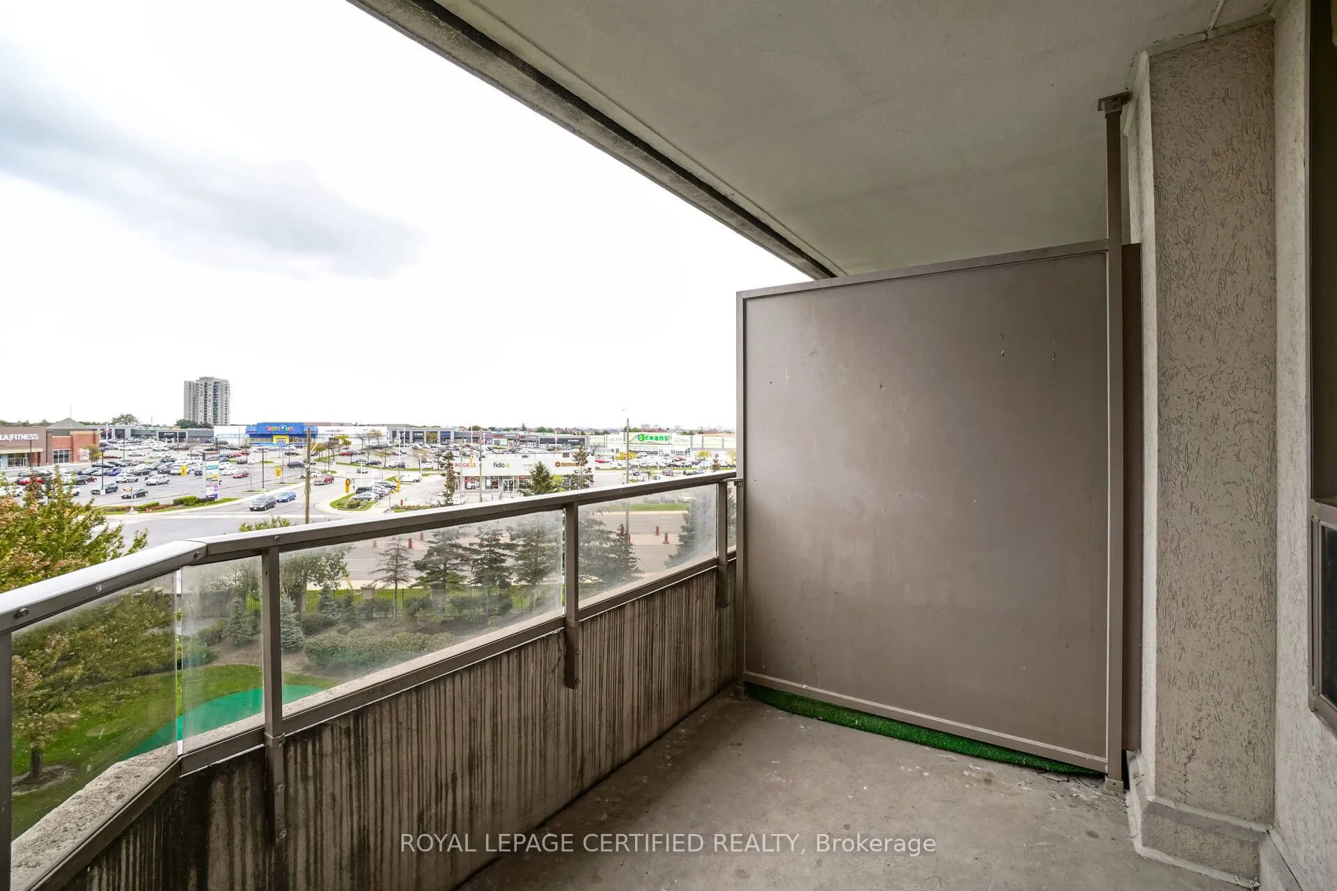 35 Kingsbridge Garden Circle, #506