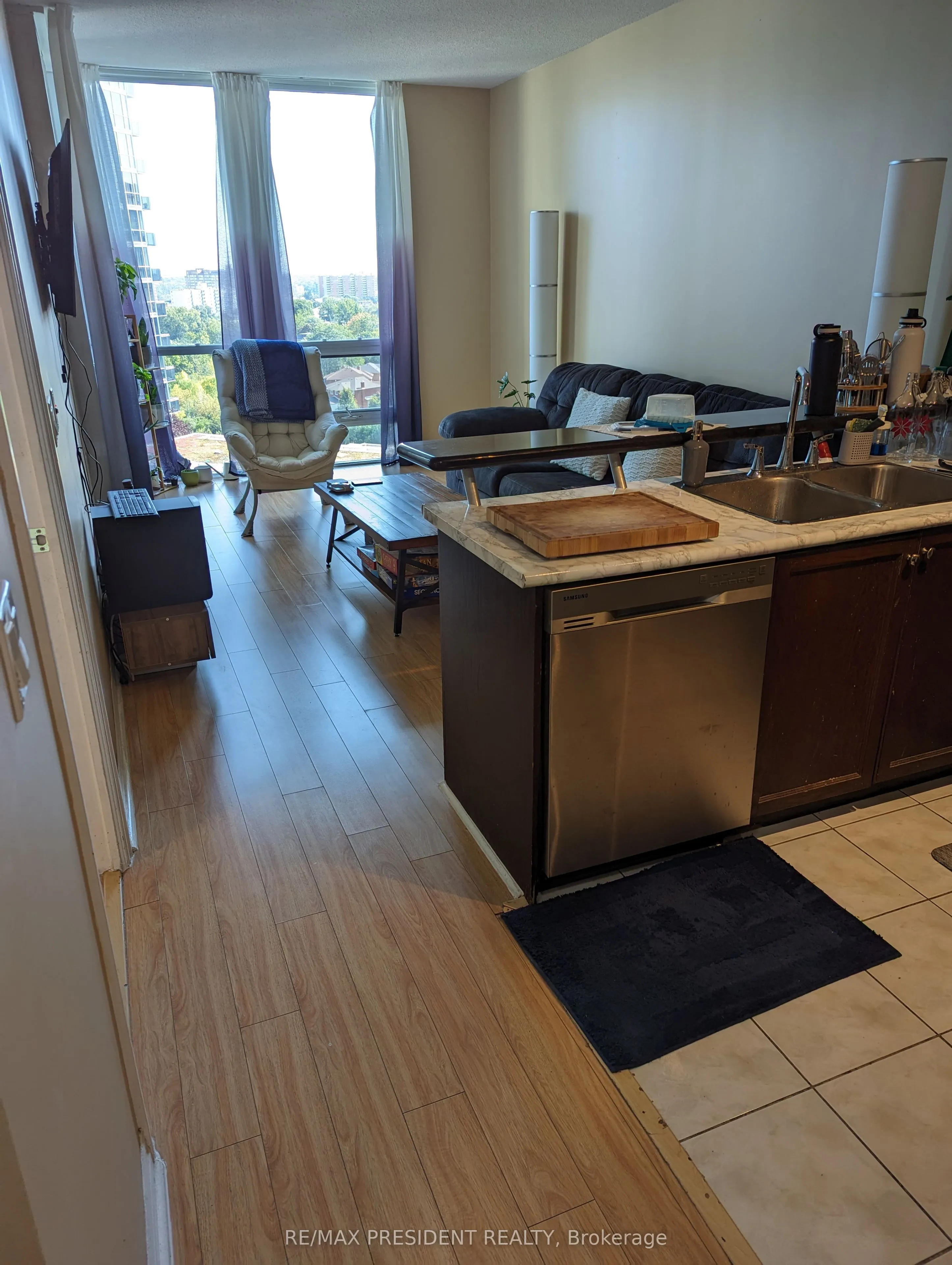 3939 Duke Of York Boulevard, #1105