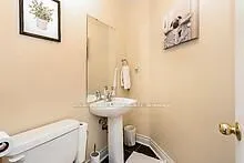 36 Valleyridge Crescent