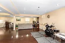 36 Valleyridge Crescent