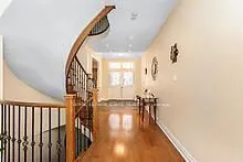 36 Valleyridge Crescent