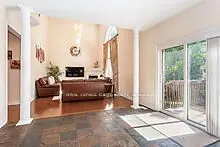 36 Valleyridge Crescent