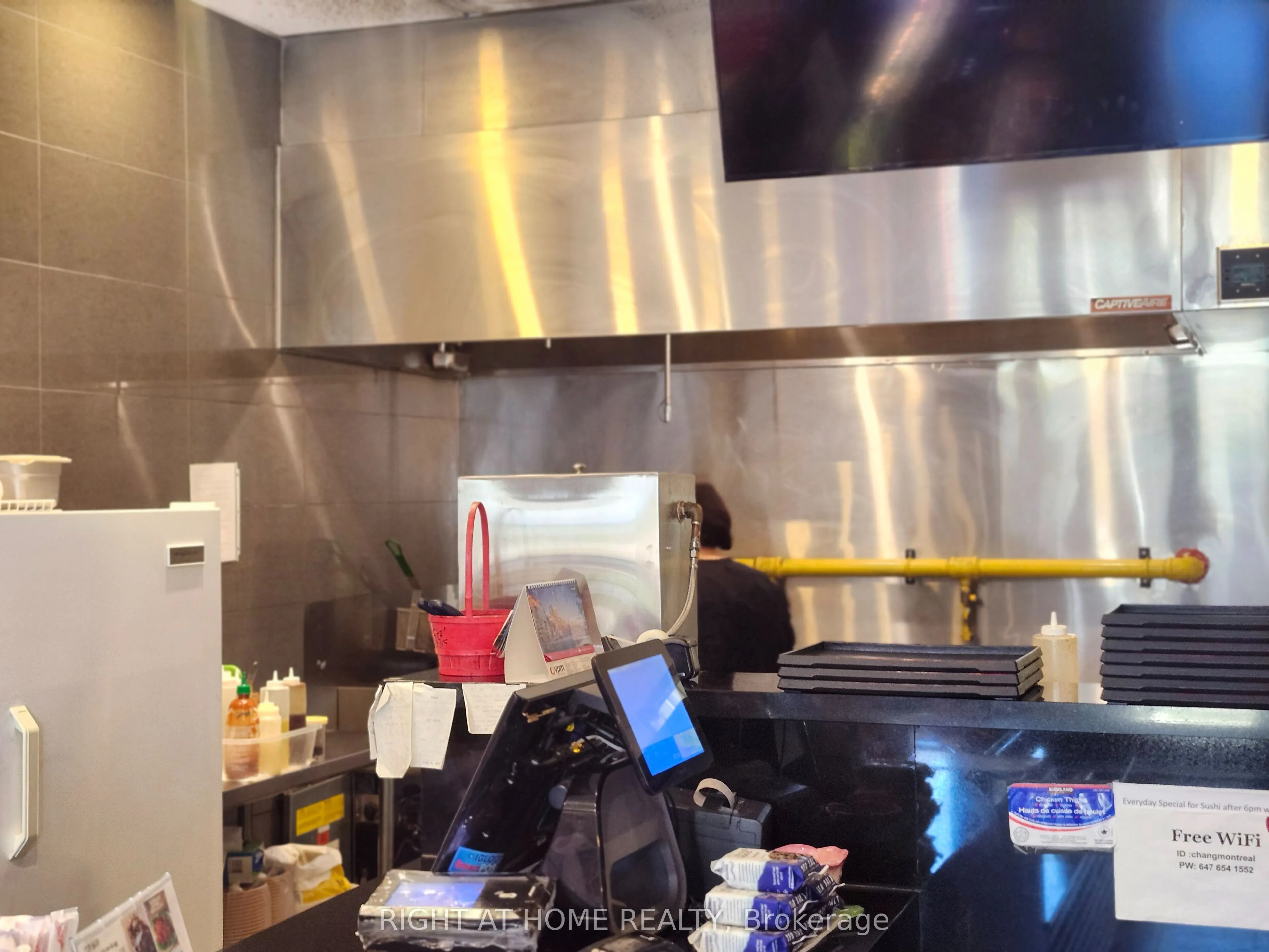 105 The Pond Road, #80