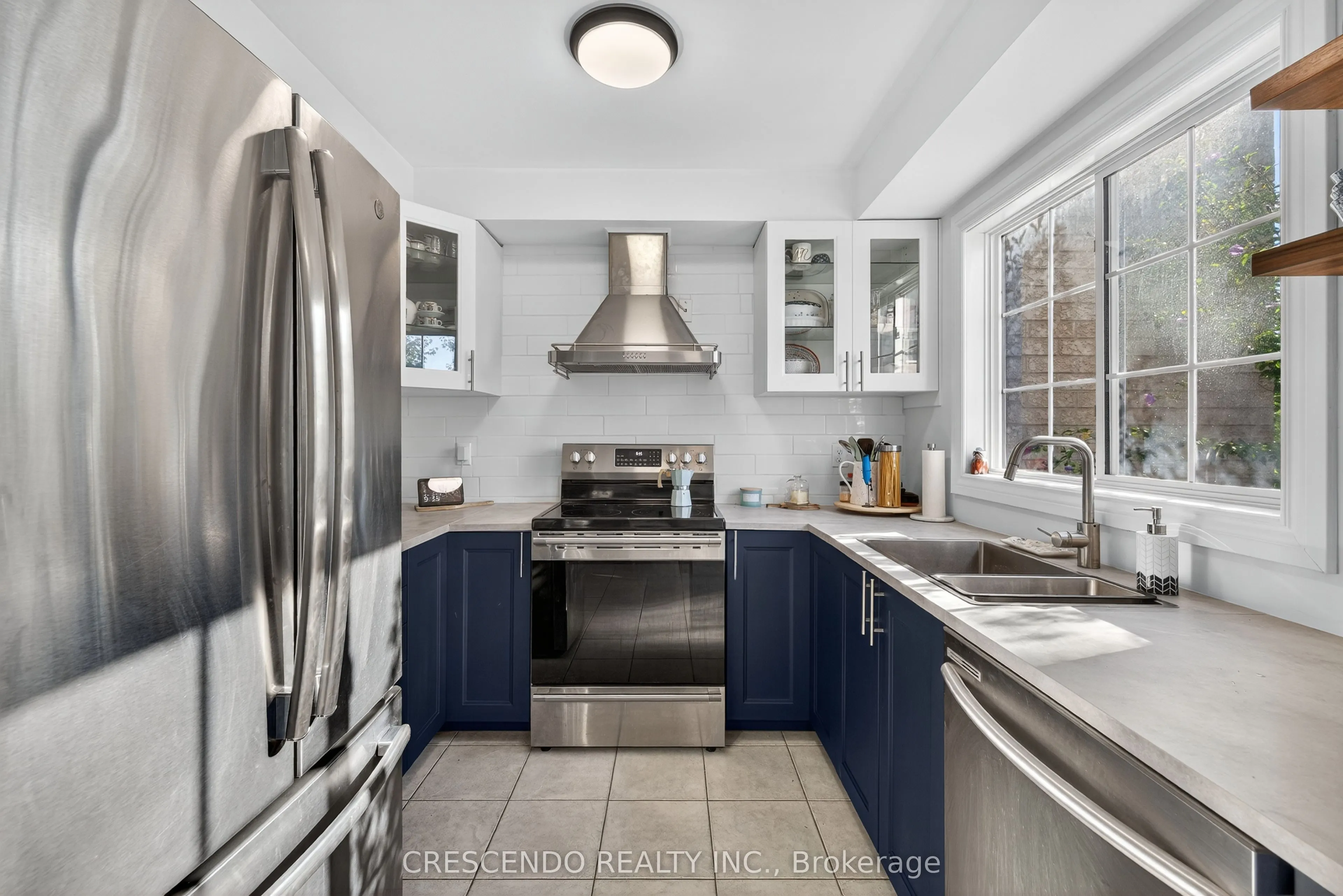 47 Frank Johnston Road