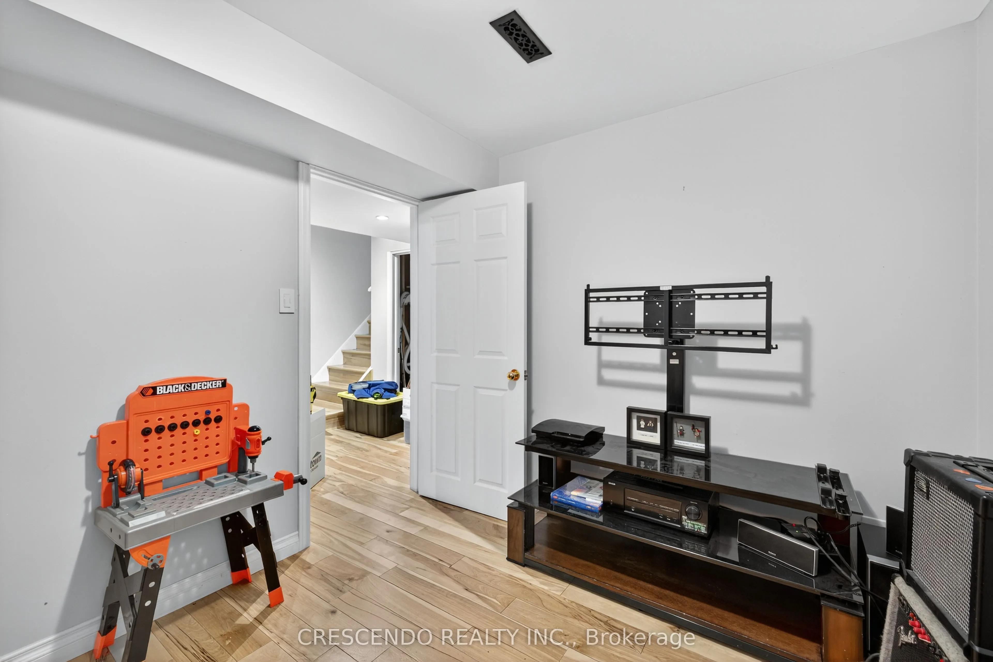 47 Frank Johnston Road