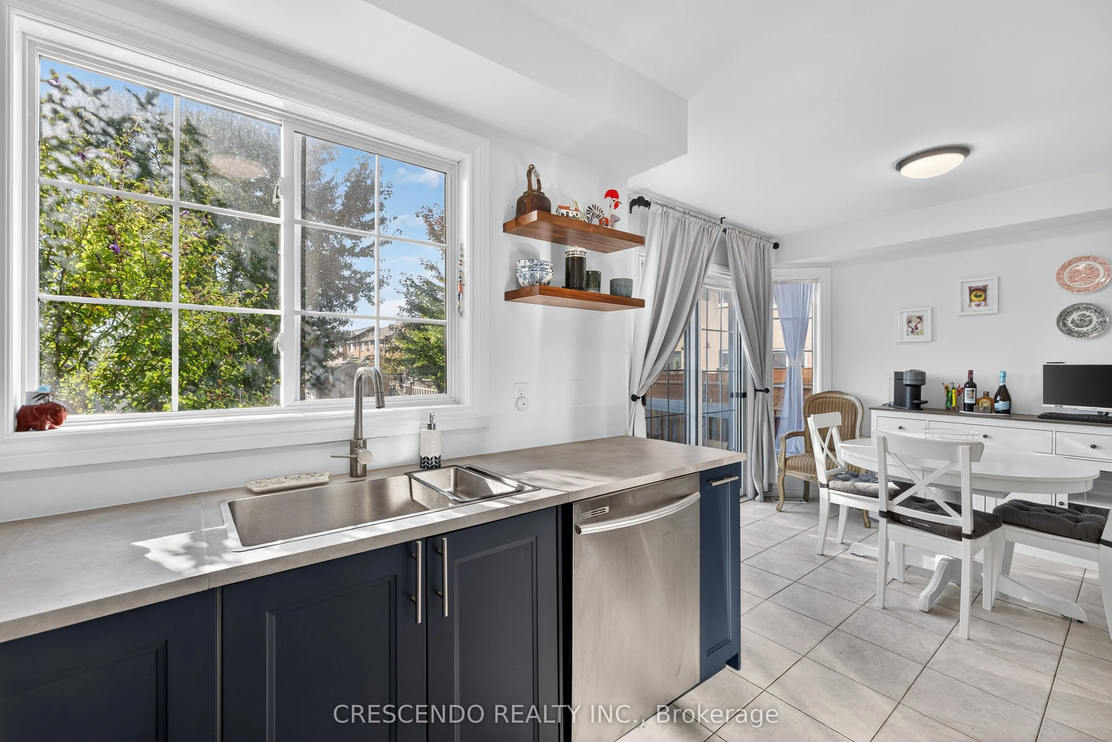 47 Frank Johnston Road