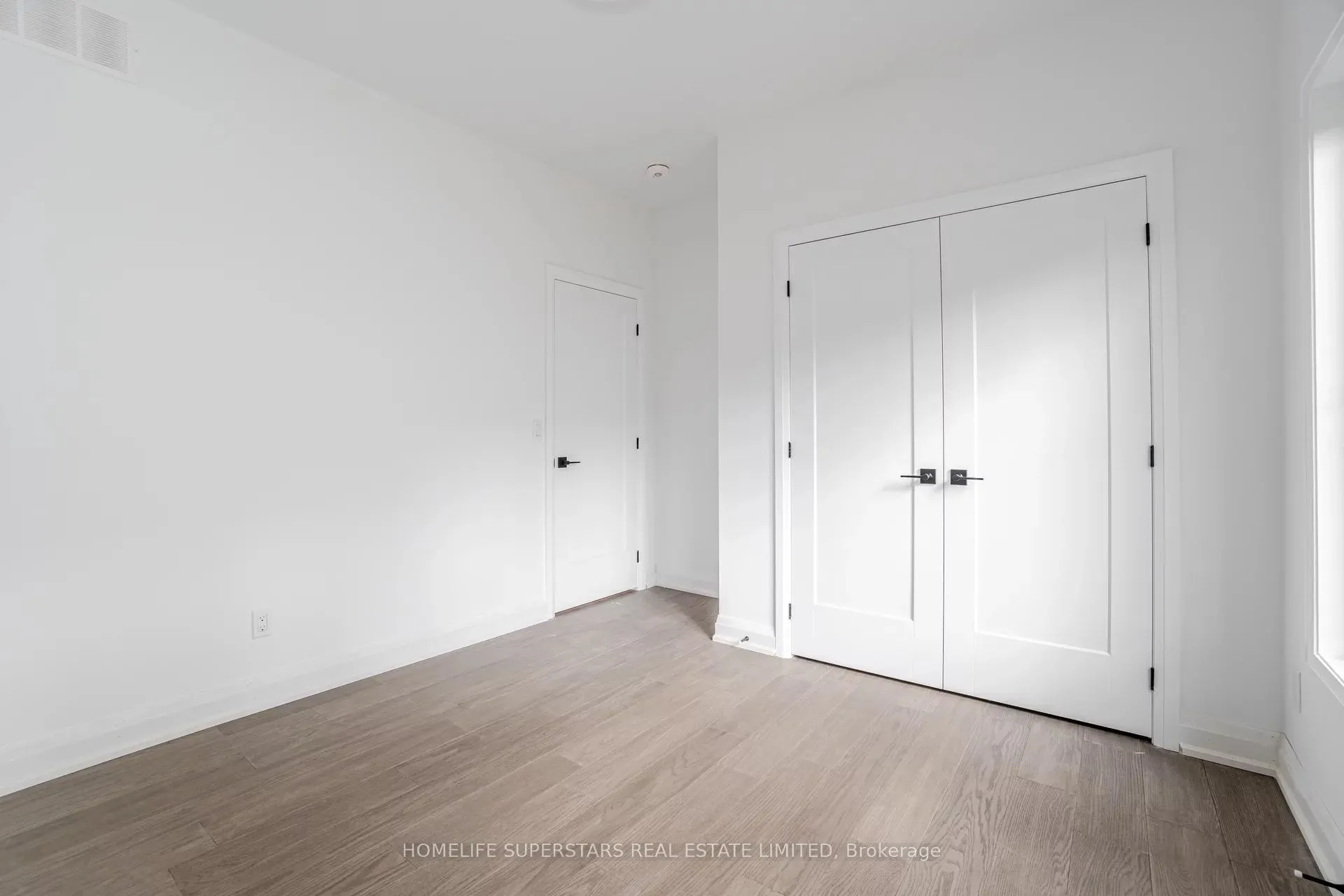 8 Santa Barbra Lane, #0