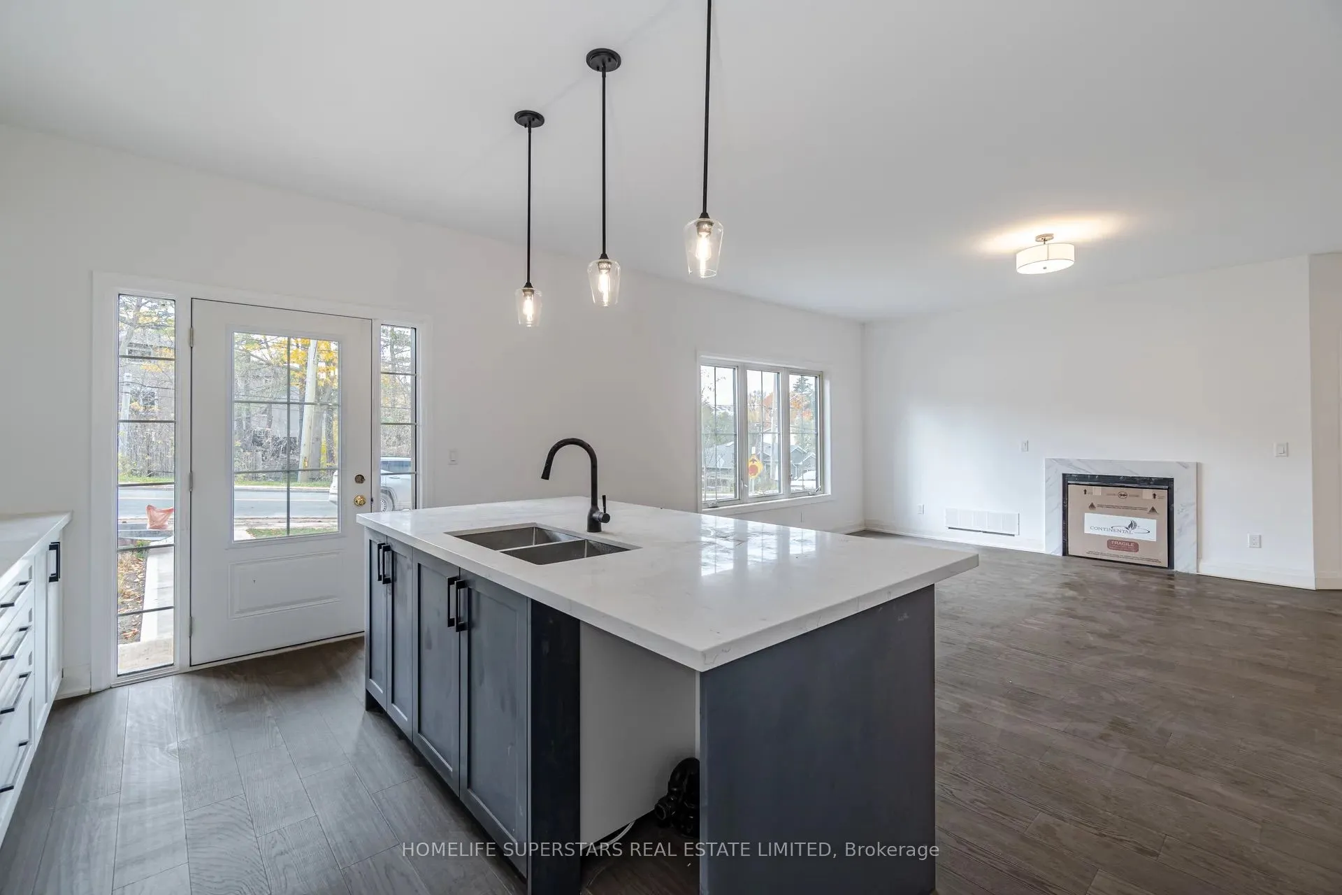 8 Santa Barbra Lane, #0