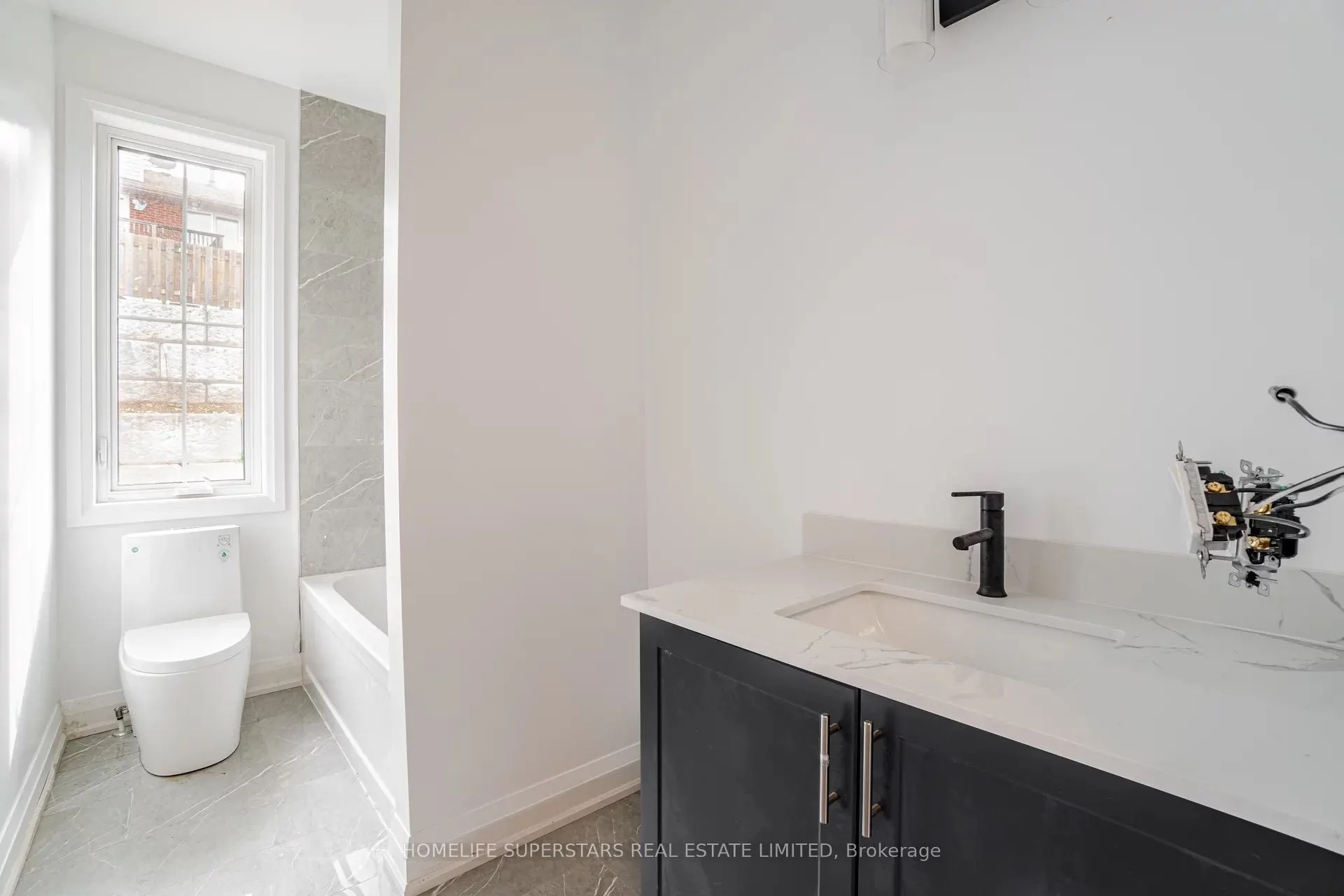 8 Santa Barbra Lane, #0