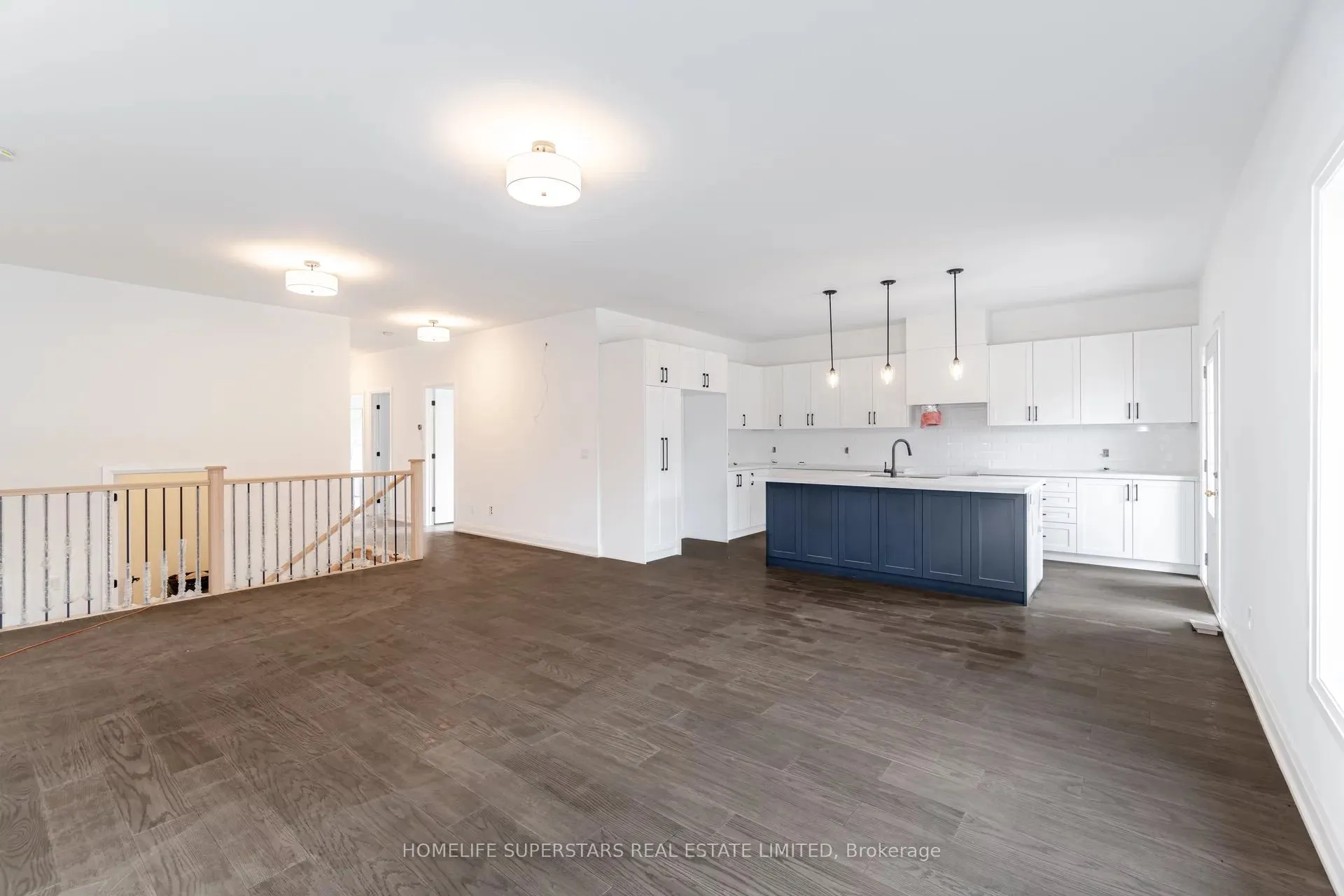 8 Santa Barbra Lane, #0