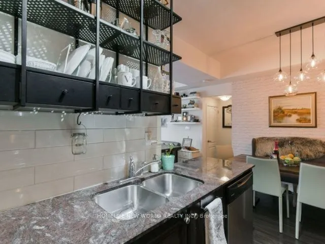 68 Winston Park Boulevard, ## 62