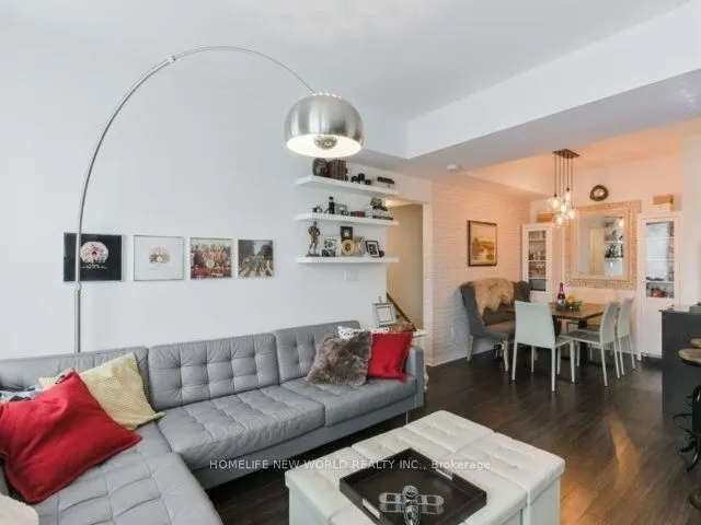 68 Winston Park Boulevard, ## 62