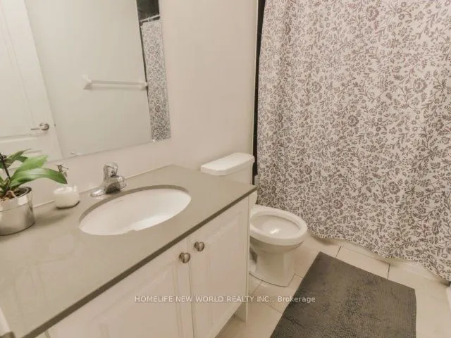 68 Winston Park Boulevard, ## 62