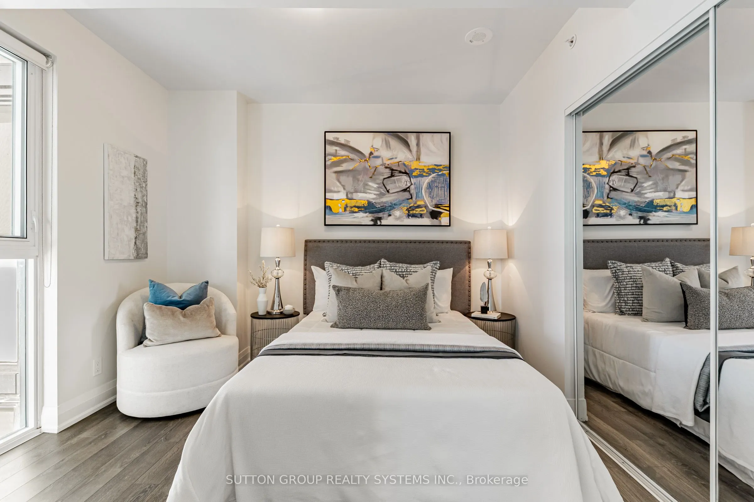 1461 Lawrence Avenue W, #611