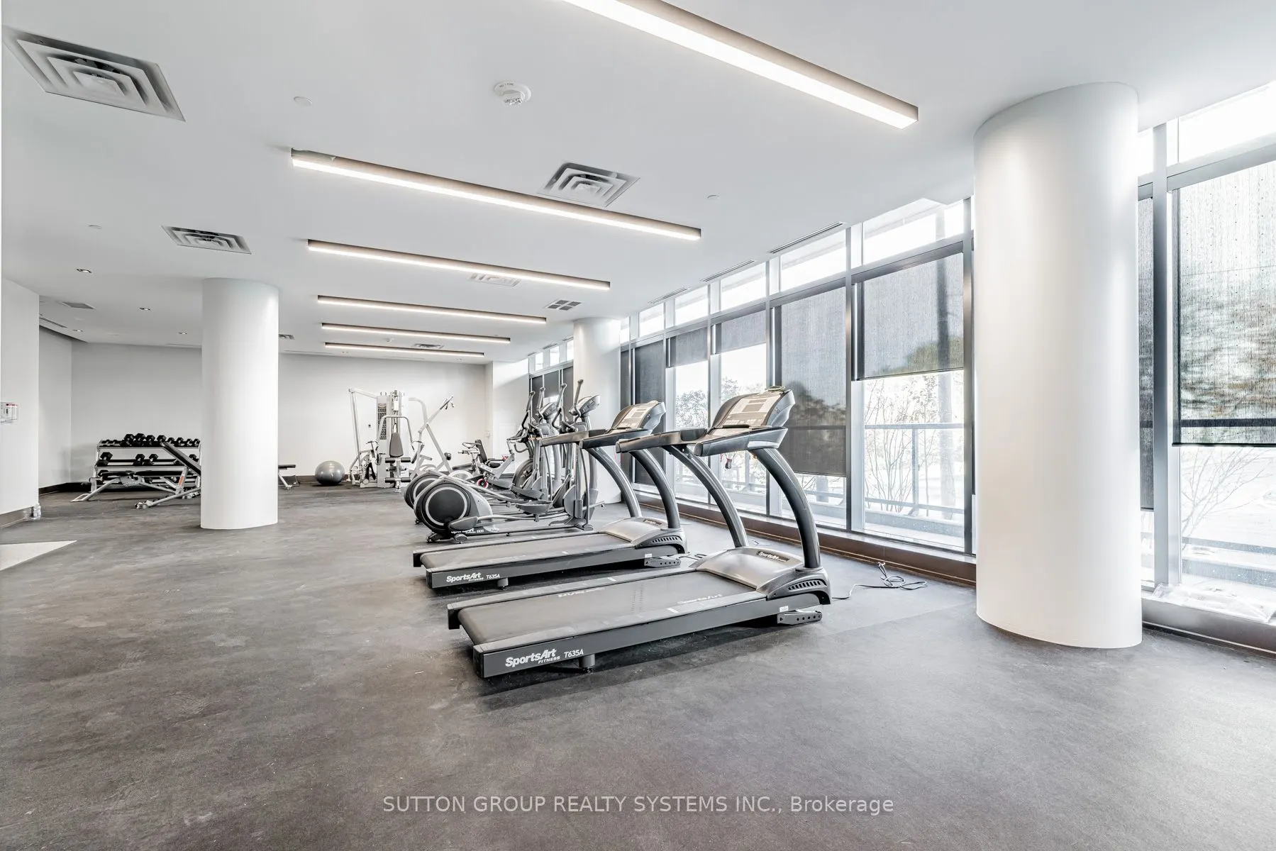 1461 Lawrence Avenue W, #611