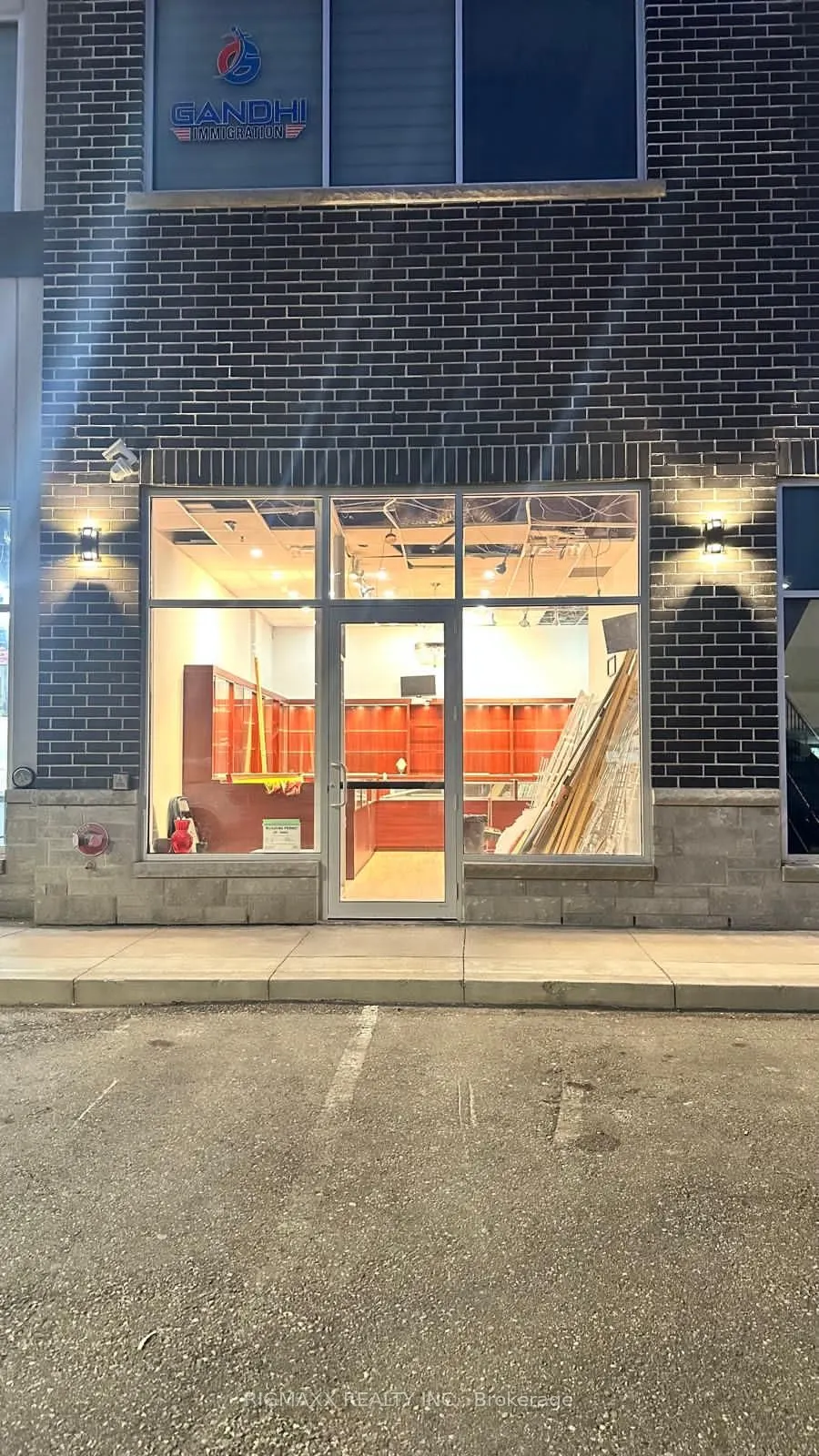 280 DERRY Road W, #A102