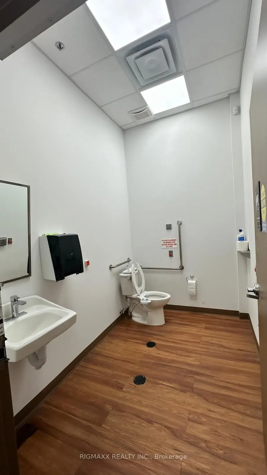 280 DERRY Road W, #A102