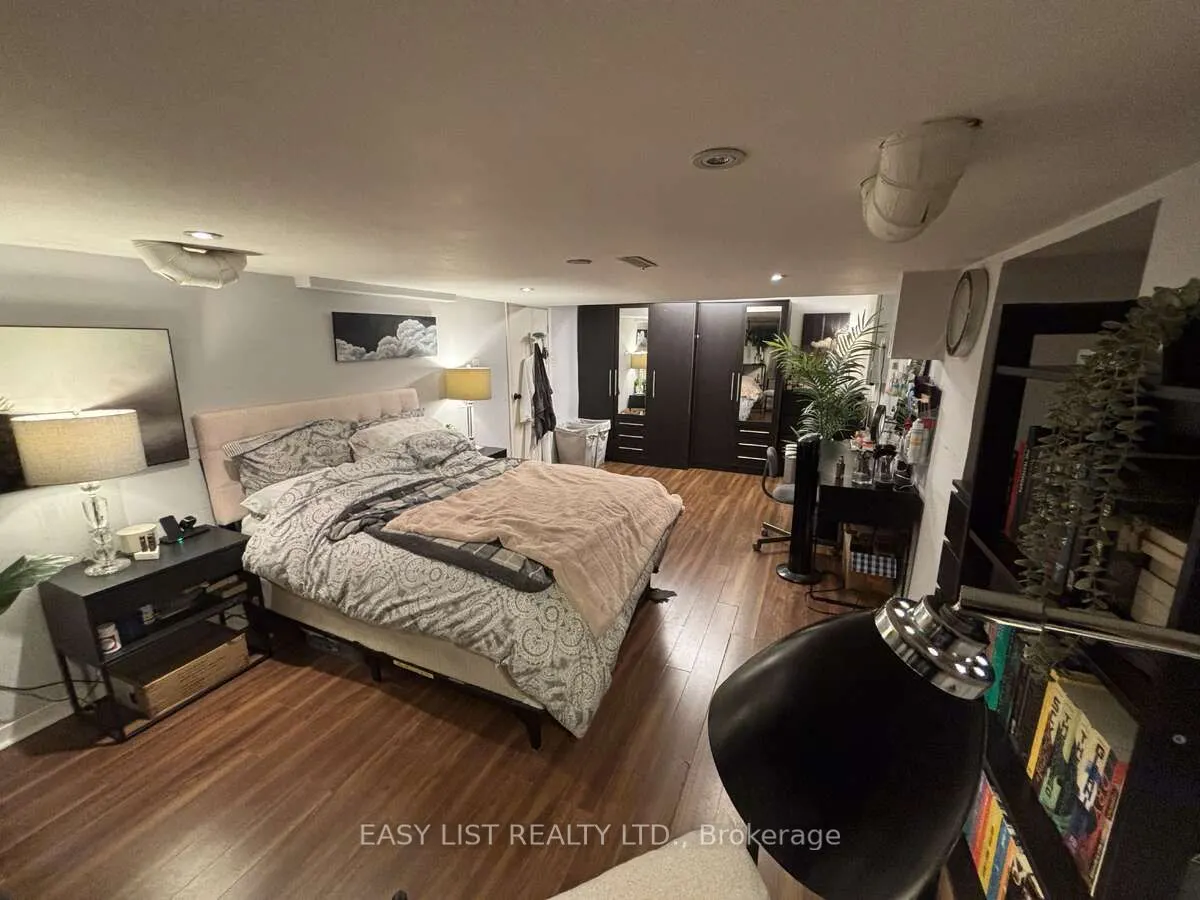 6942 Barrisdale Drive