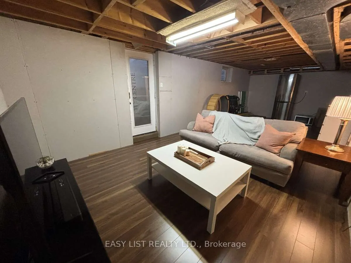 6942 Barrisdale Drive