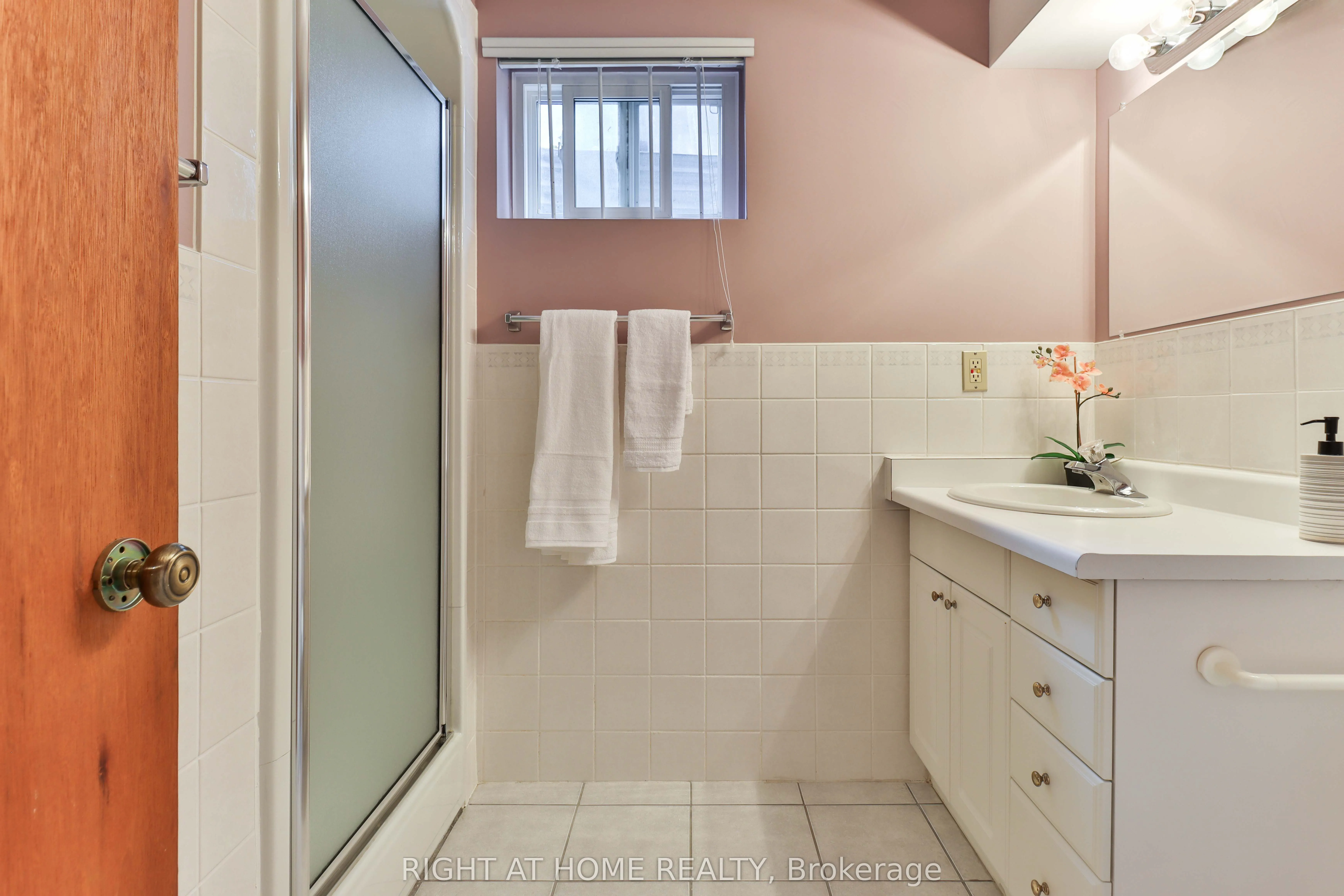 1433 Bough Beeches Boulevard