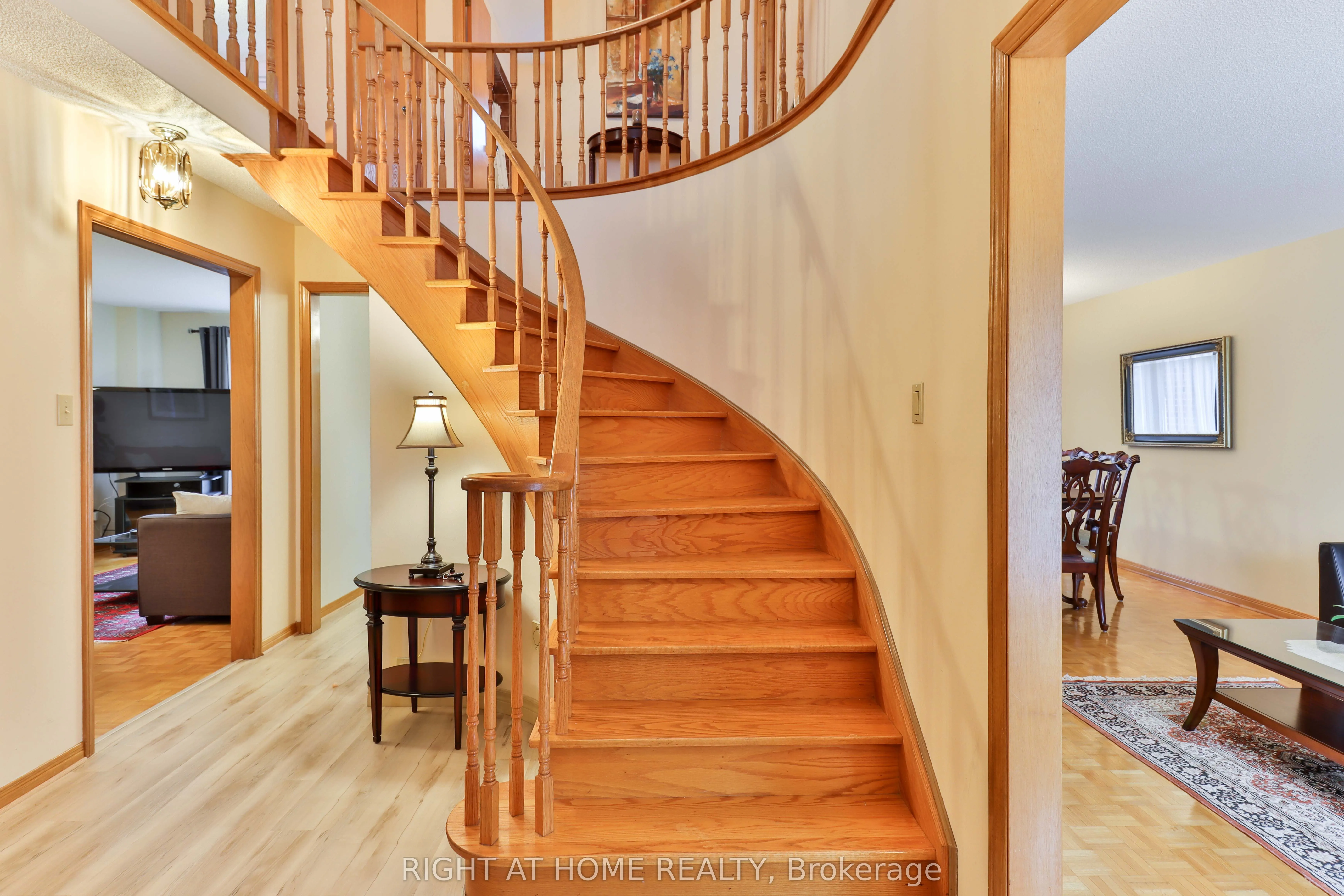 1433 Bough Beeches Boulevard