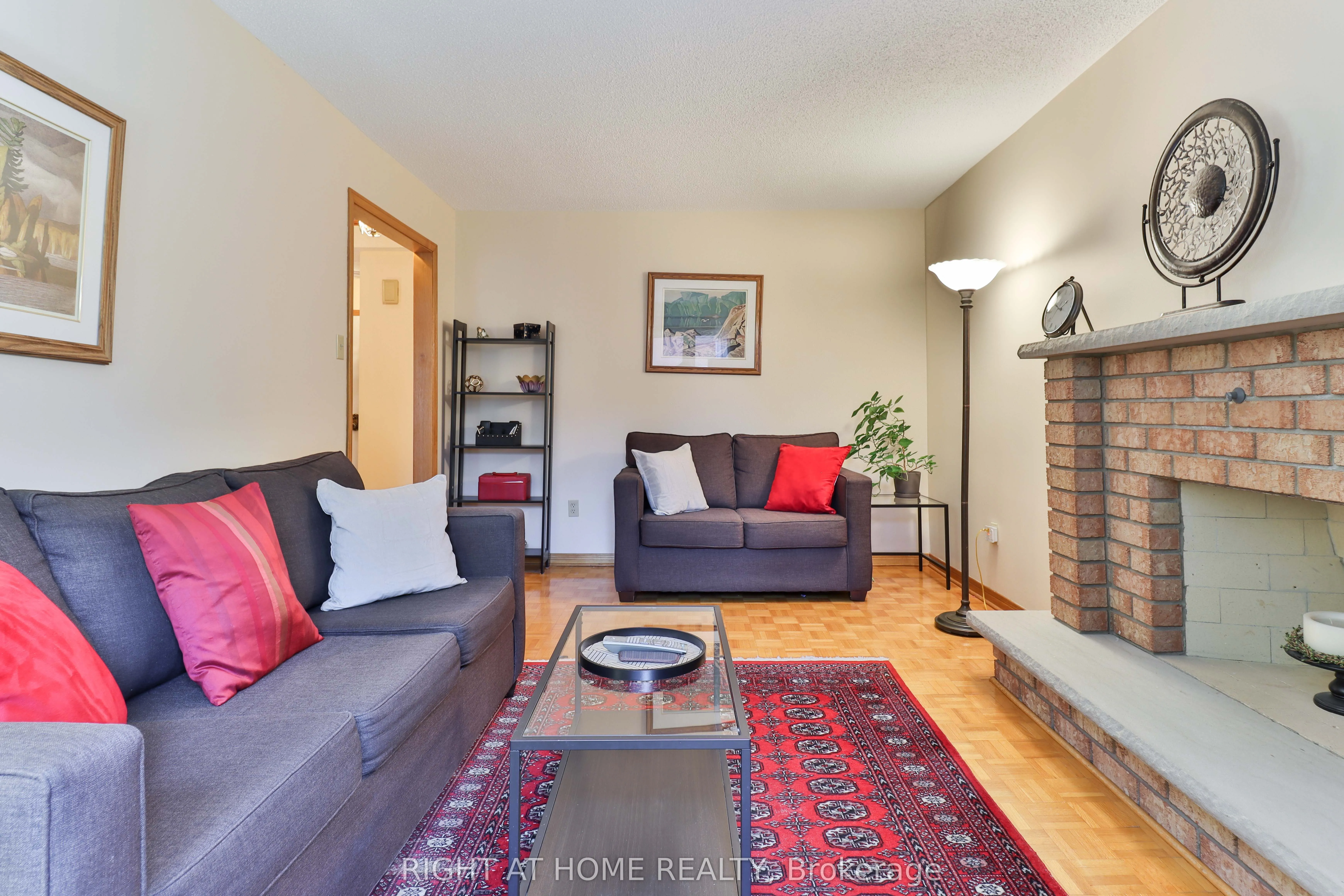 1433 Bough Beeches Boulevard