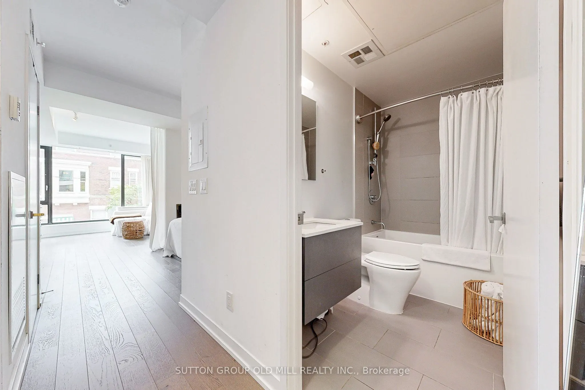 530 Indian Grove, #201