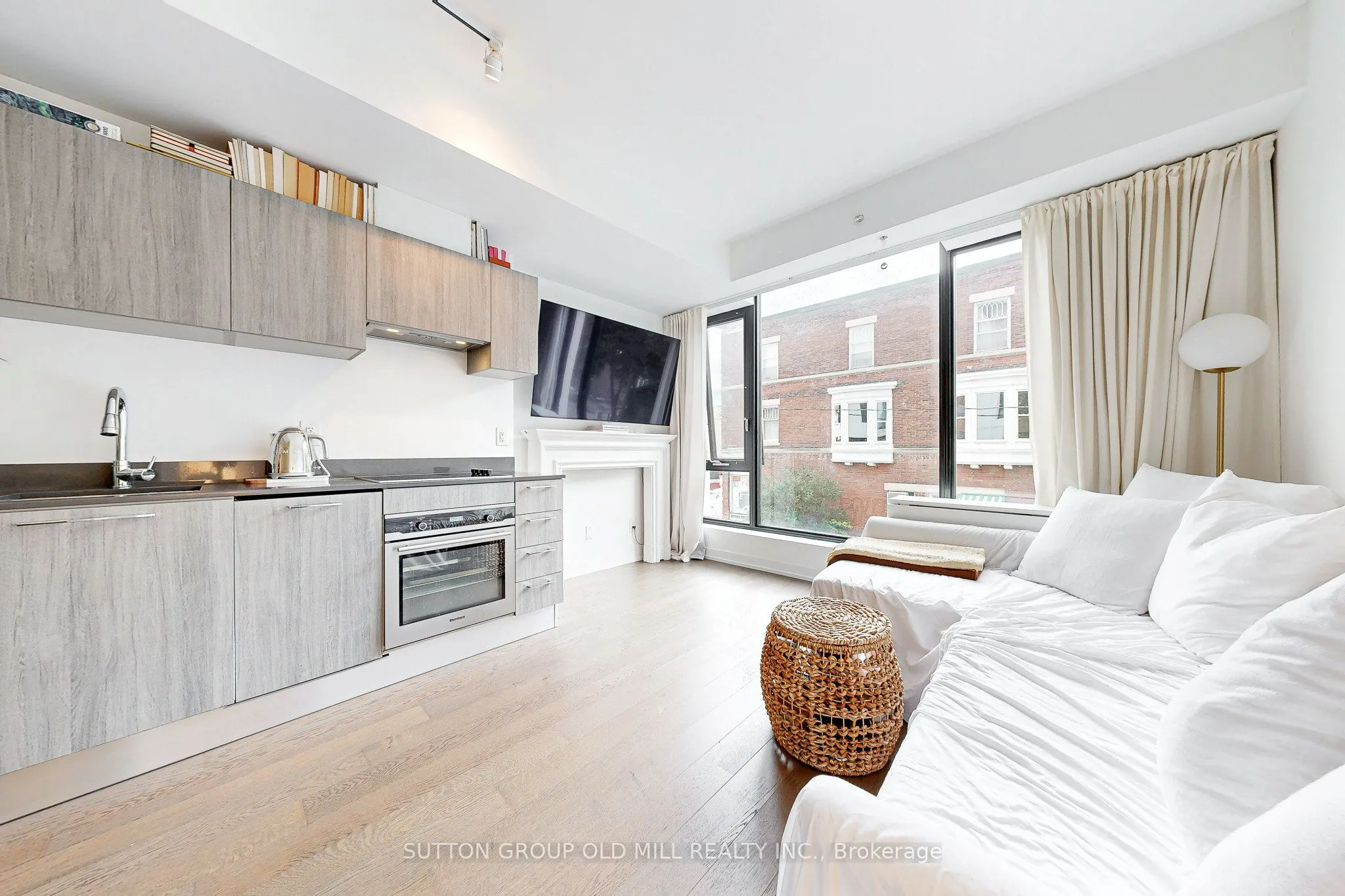 530 Indian Grove, #201