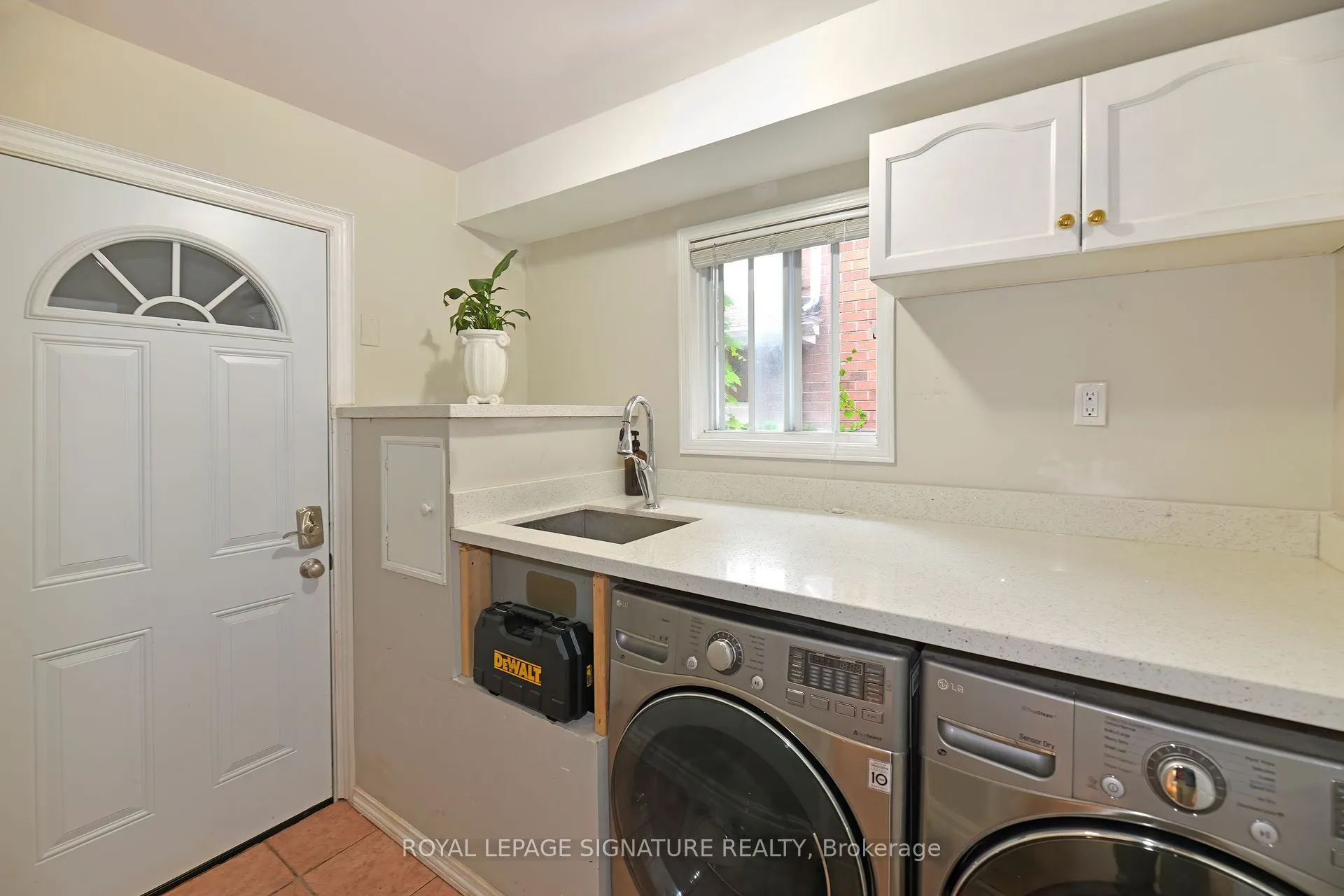 1410 Rose Bloom Road