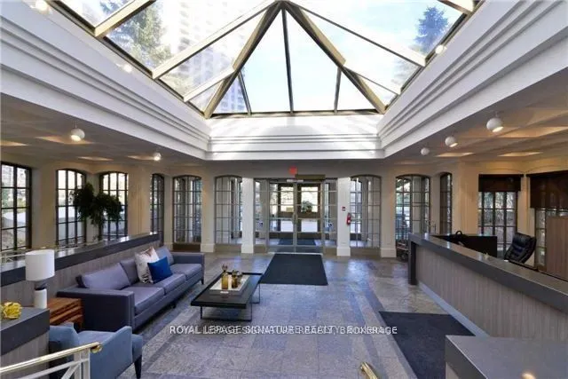 55 Kingsbridge Garden Circle, #105