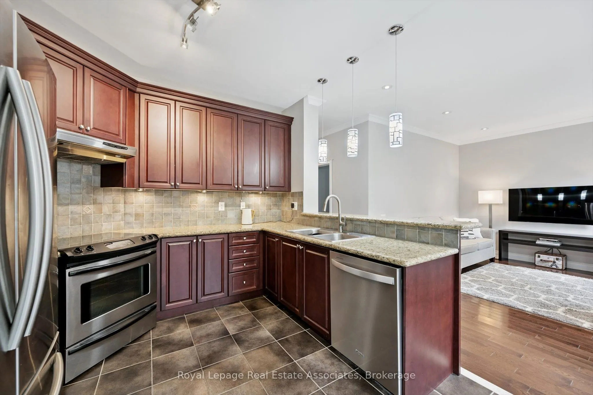 3335 Whilabout Terrace