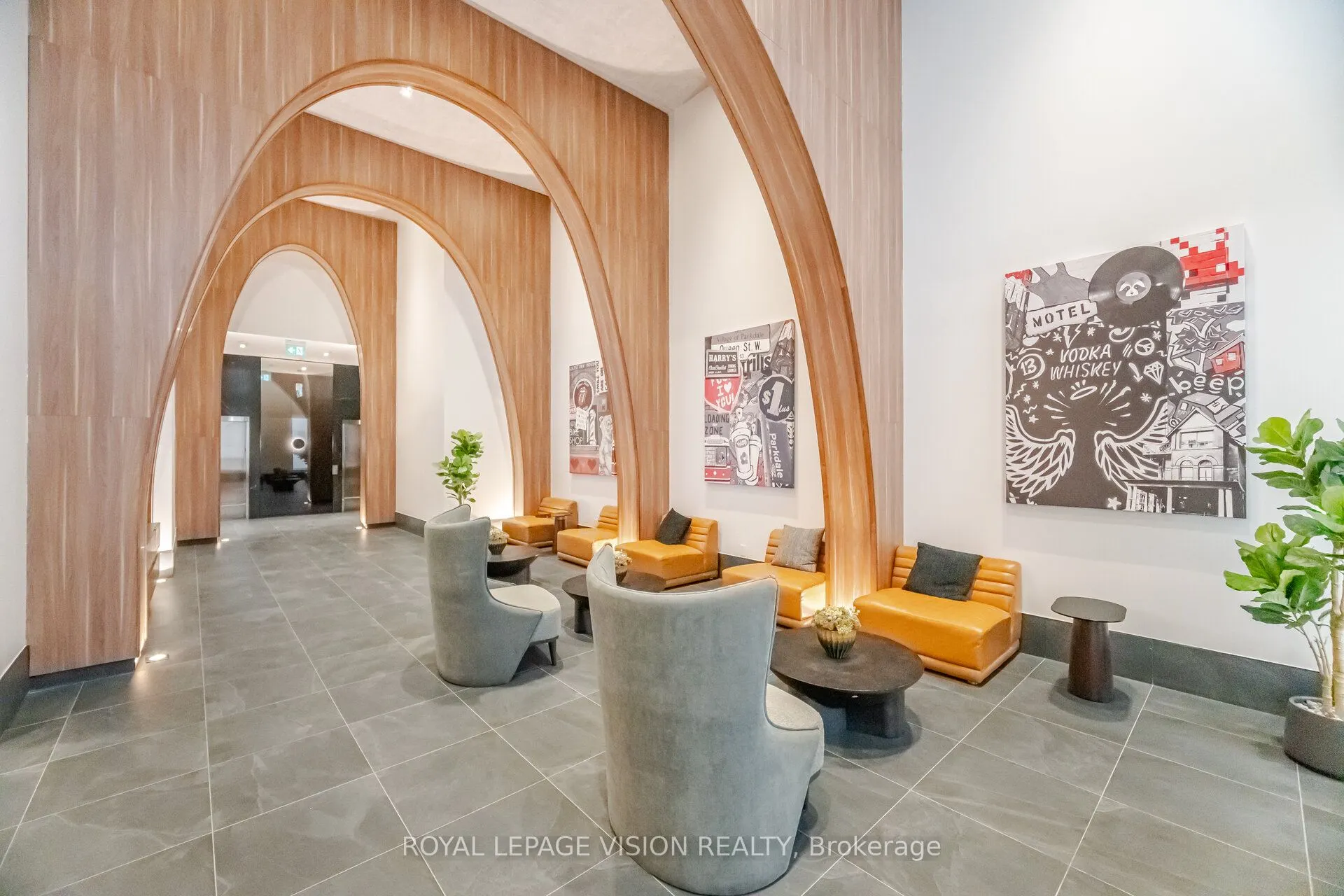 270 Dufferin Street, #803